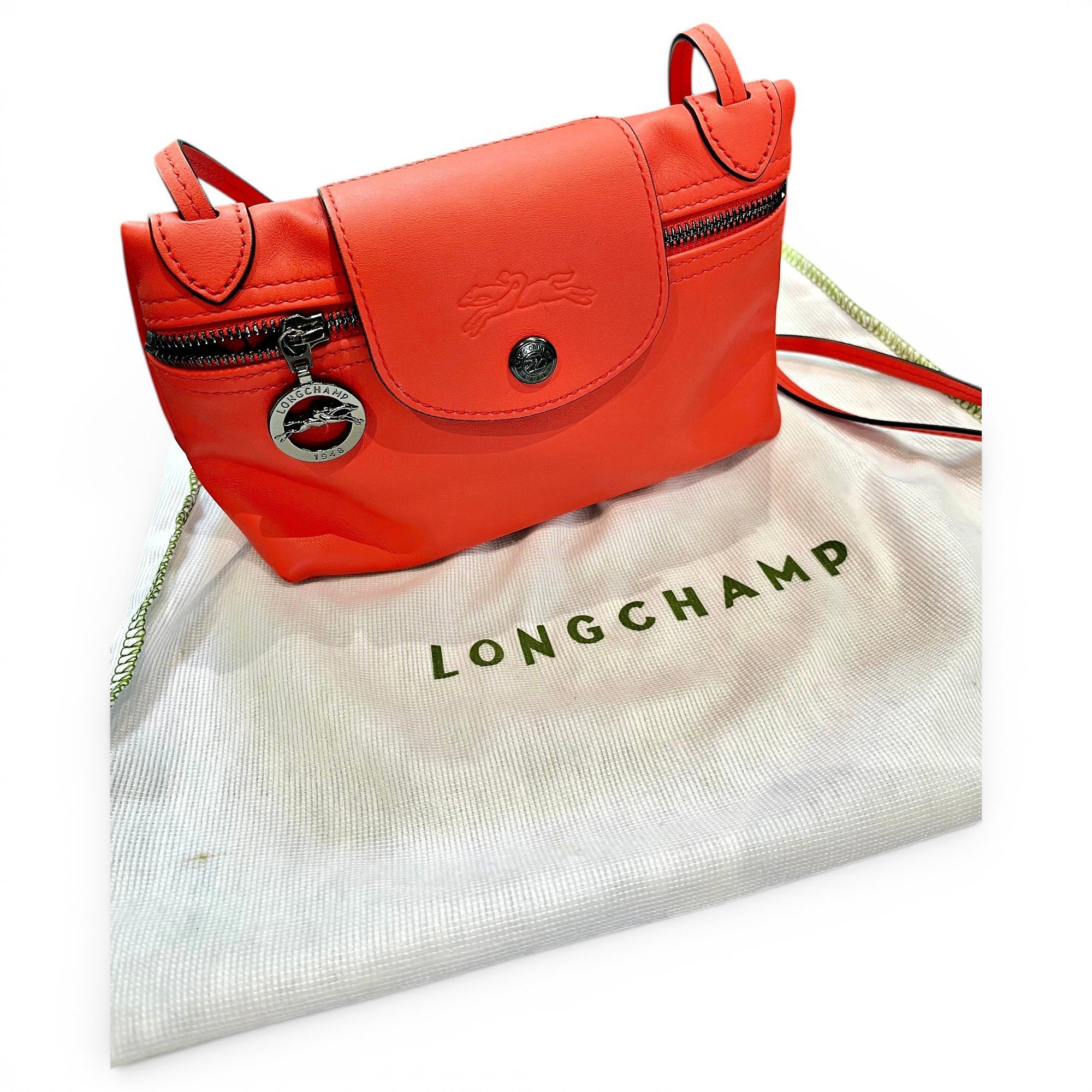 Leather crossbody bag