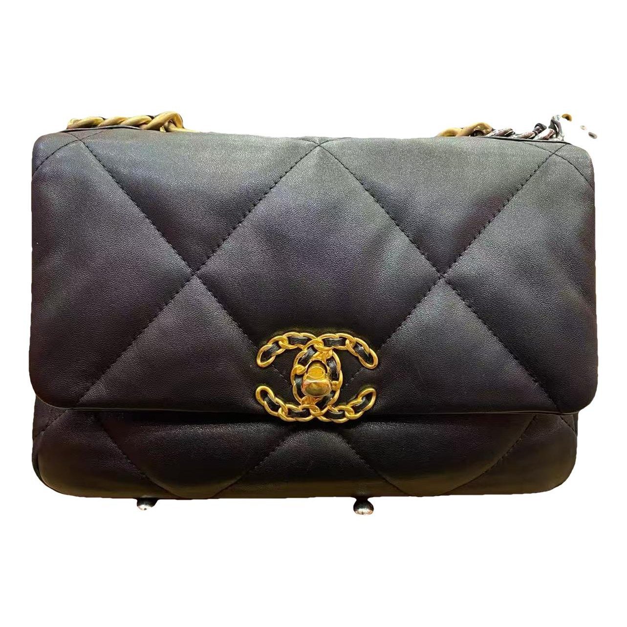 Chanel 19 leather handbag