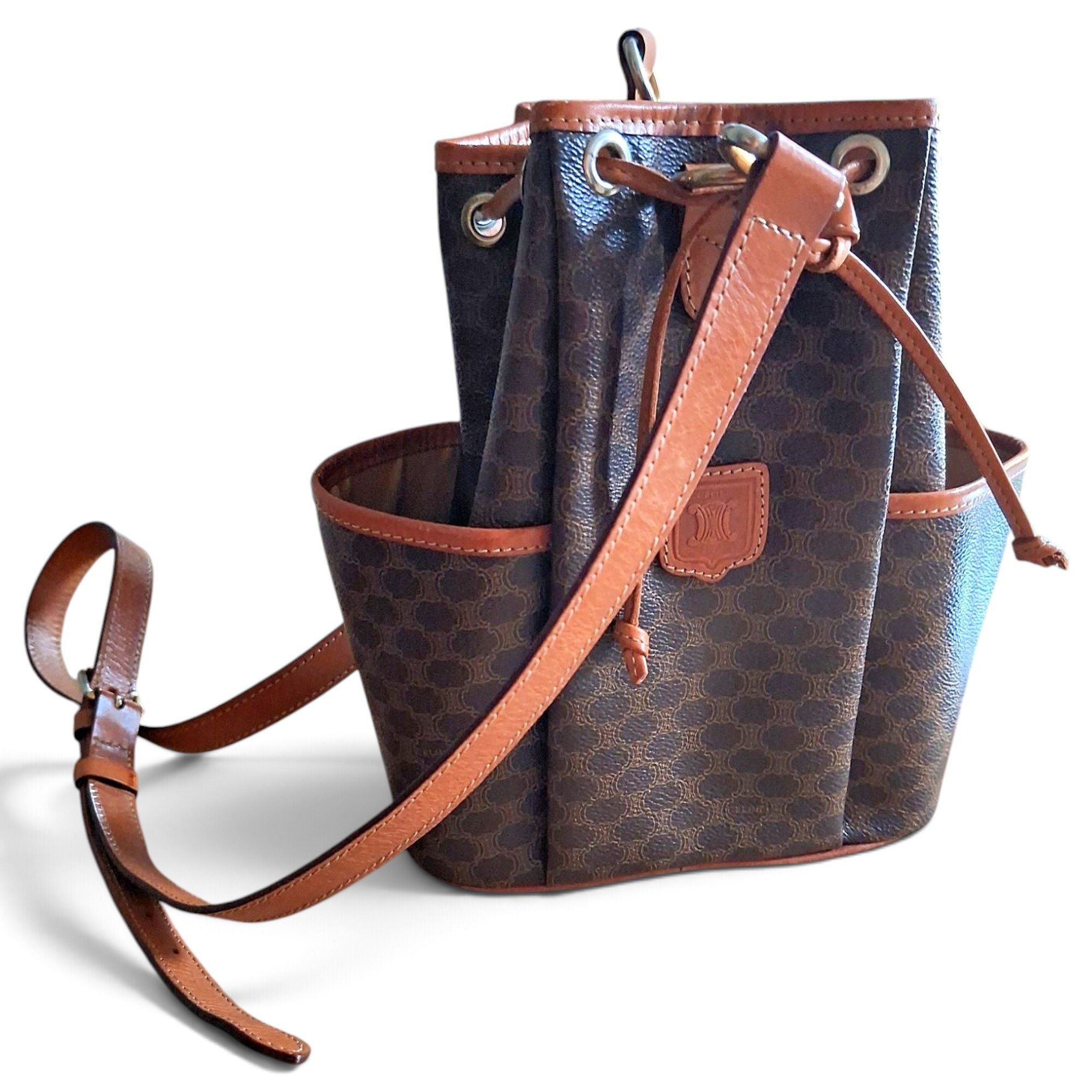 Leather crossbody bag
