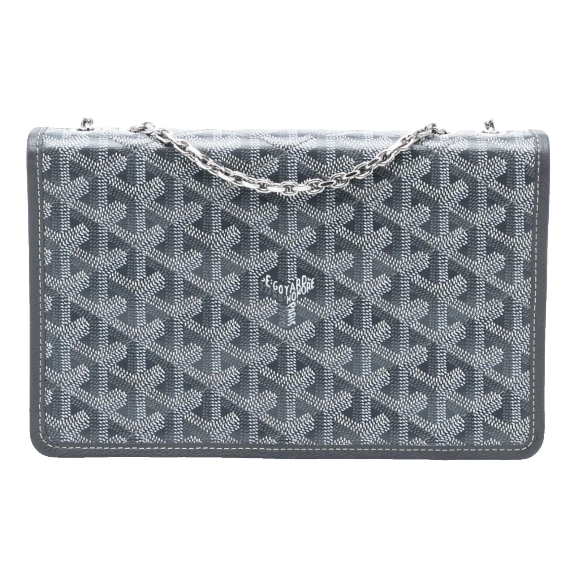 Goyard Alexandre III cloth bag