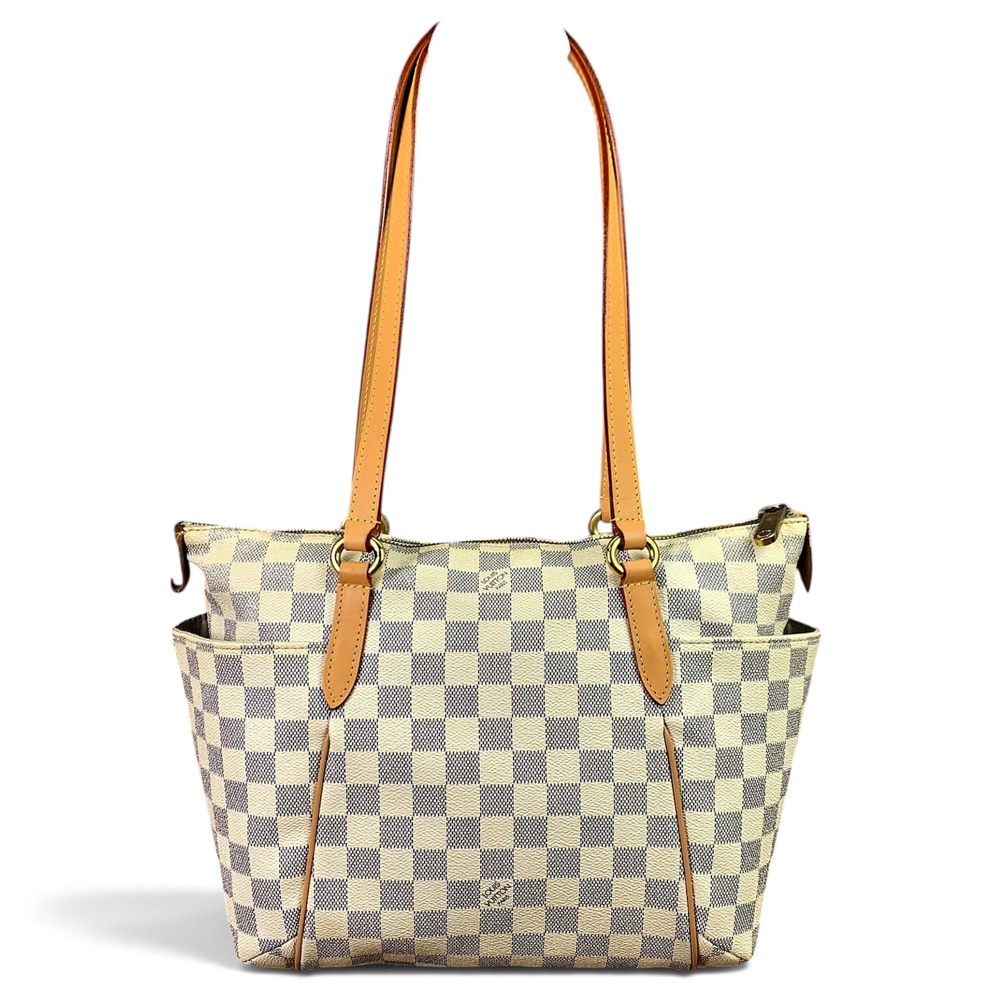 Totally leather handbag