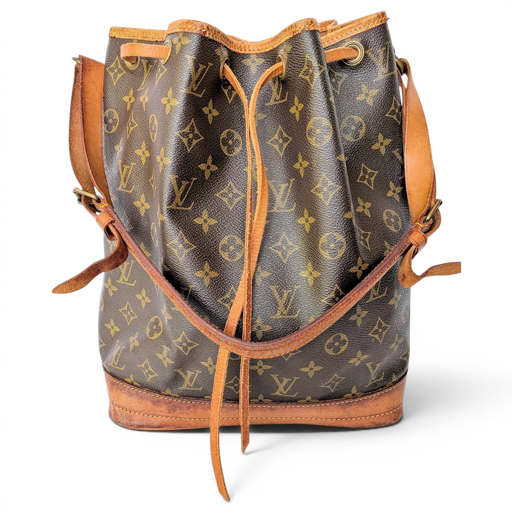 Noé leather handbag
