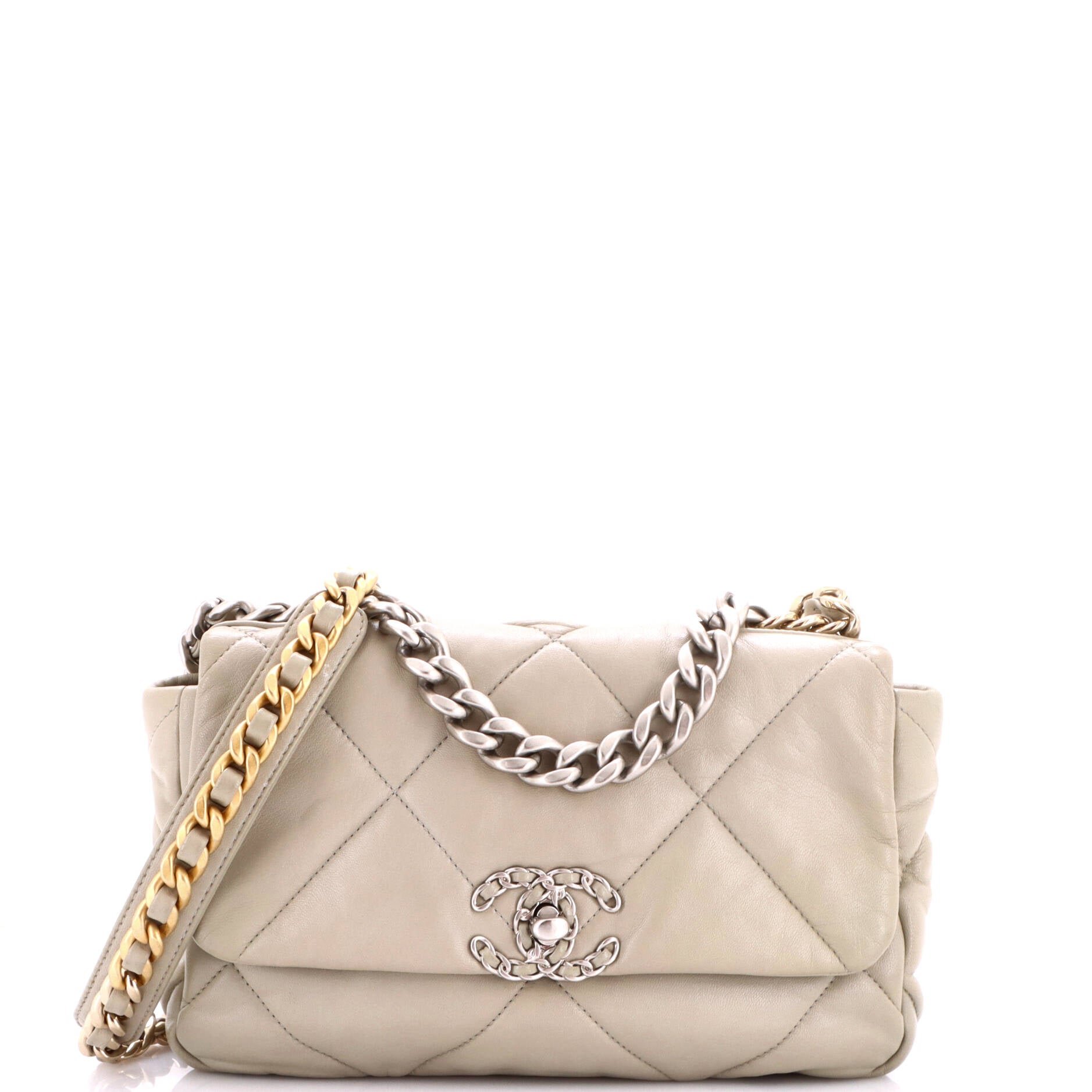 19 Flap Bag Quilted Leather Medium