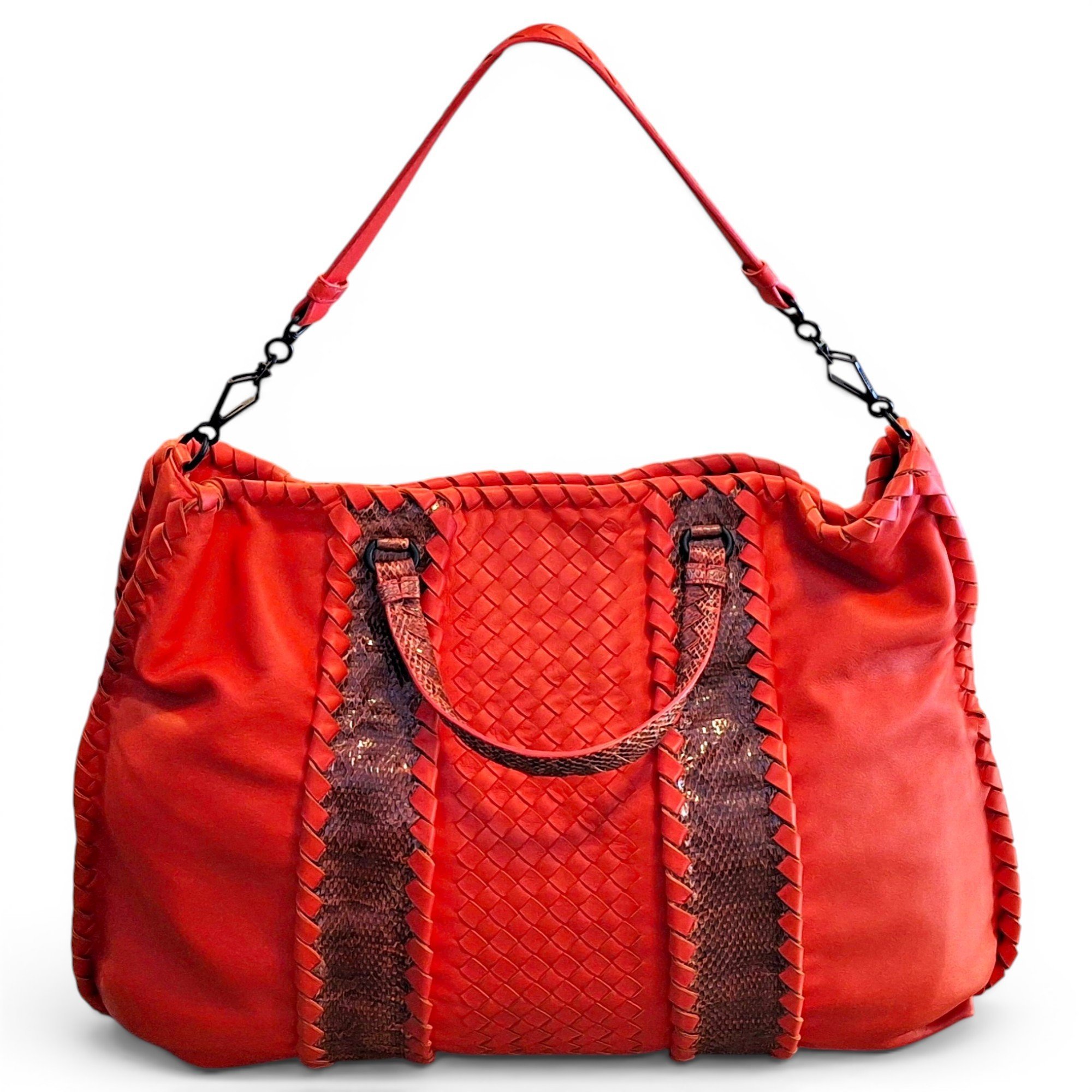 Leather handbag