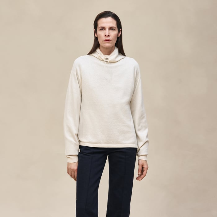 Blanc Naturel Cashmere Long-sleeve Sweater
