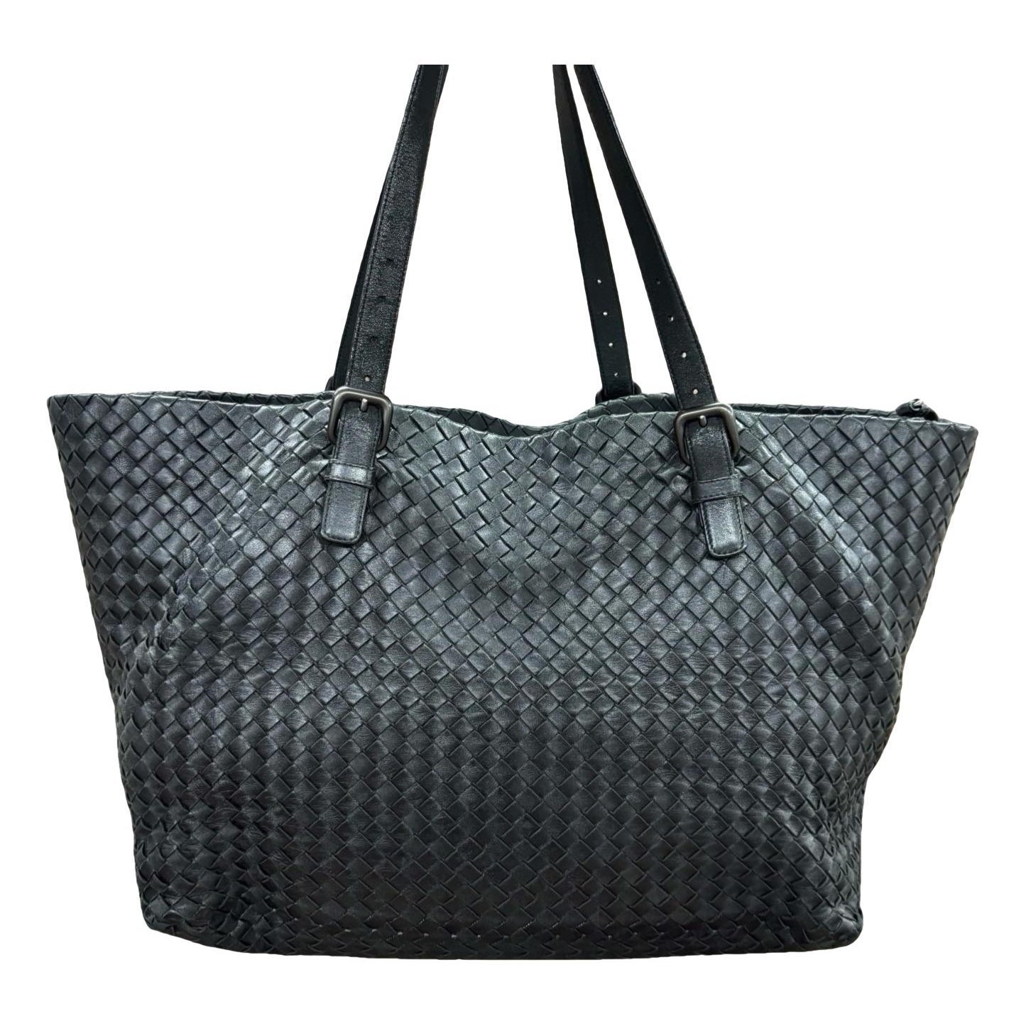 Fourre-Tout leather handbag