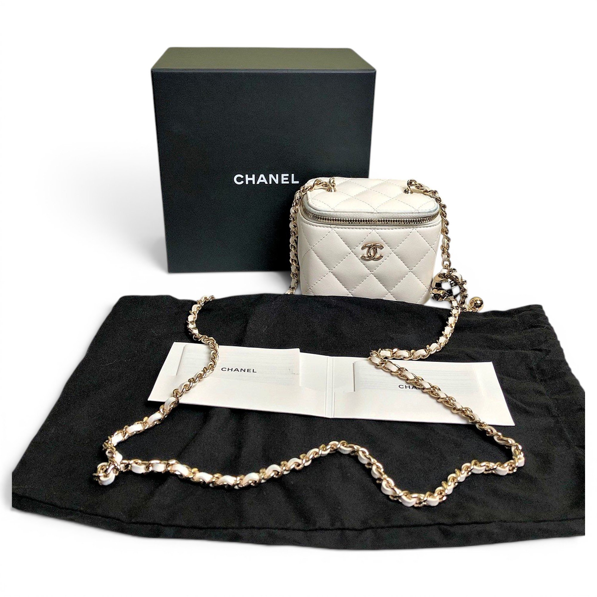 Trendy CC Vanity leather handbag
