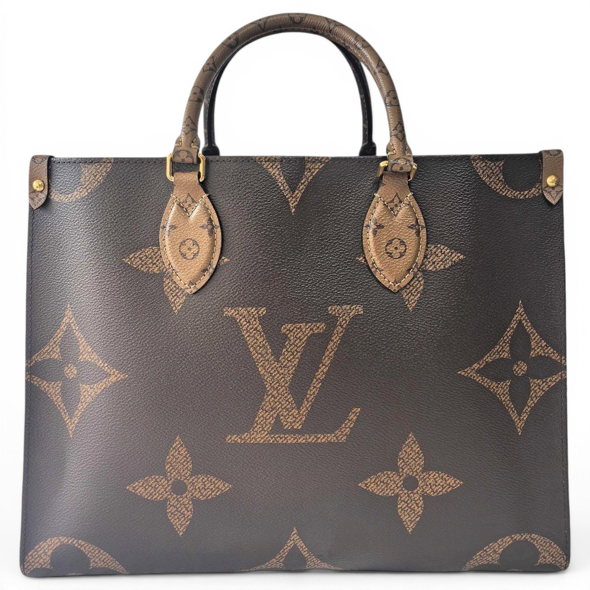 Onthego leather handbag