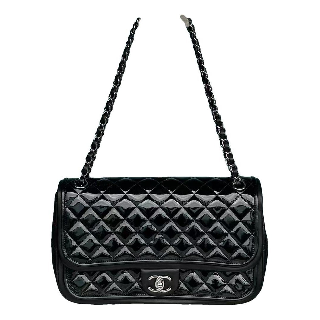 Timeless/Classique leather handbag