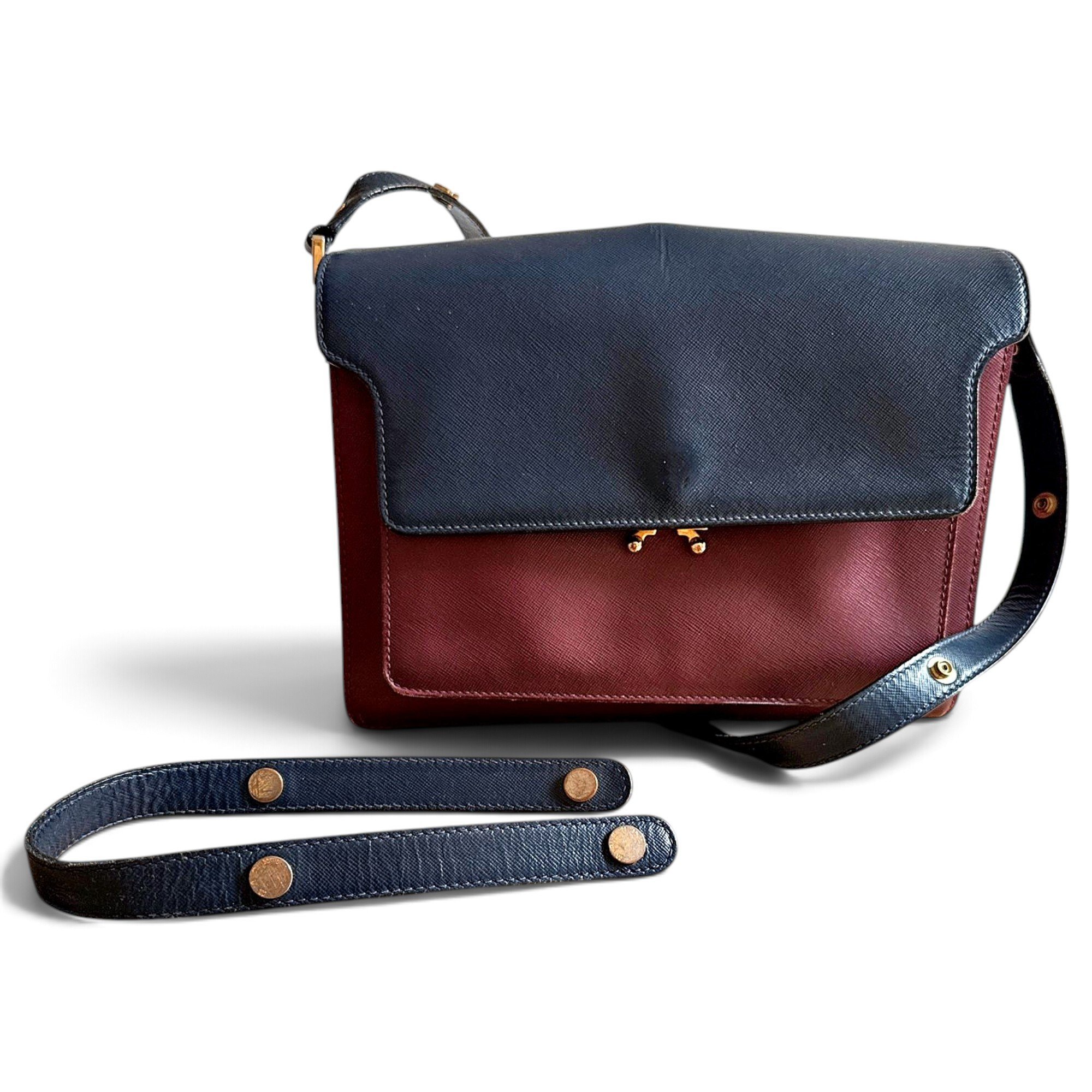 Trunk leather crossbody bag