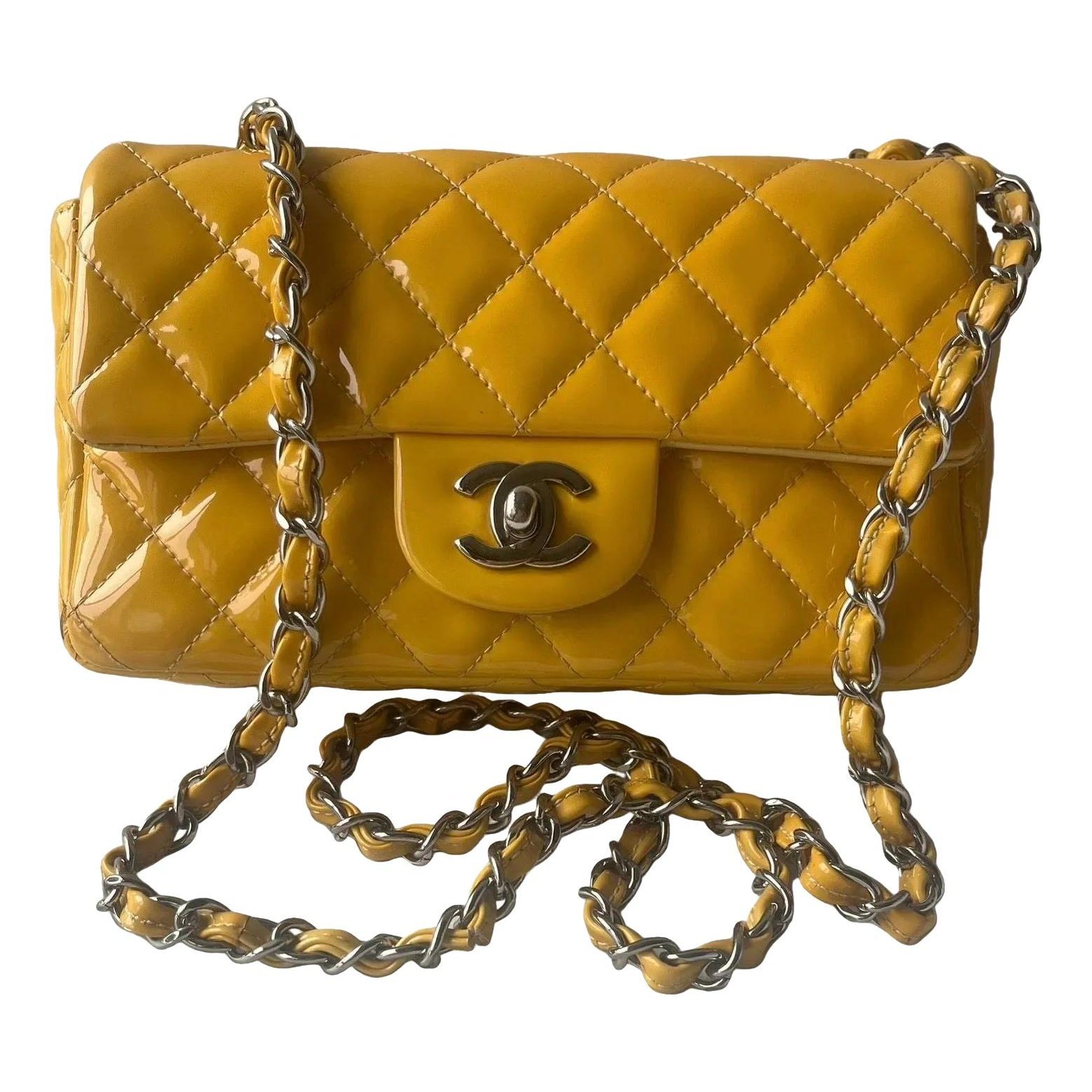 Timeless/Classique patent leather bag