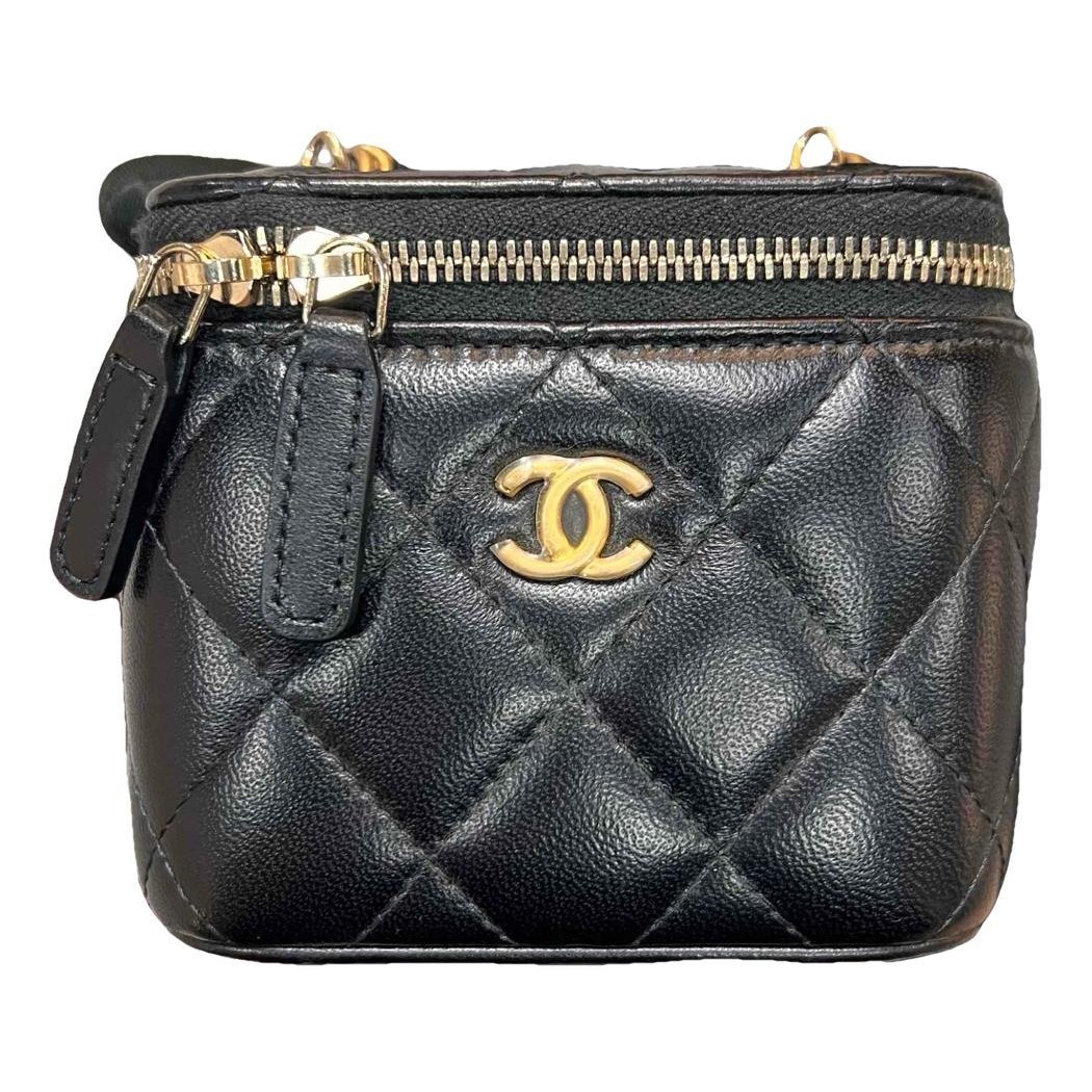Vanity leather handbag