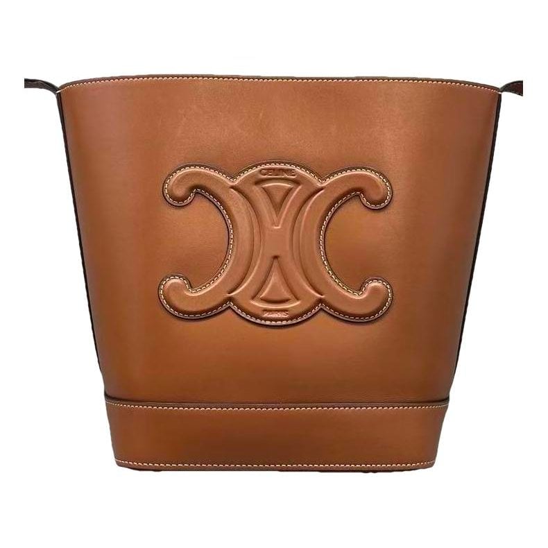 Triomphe leather tote