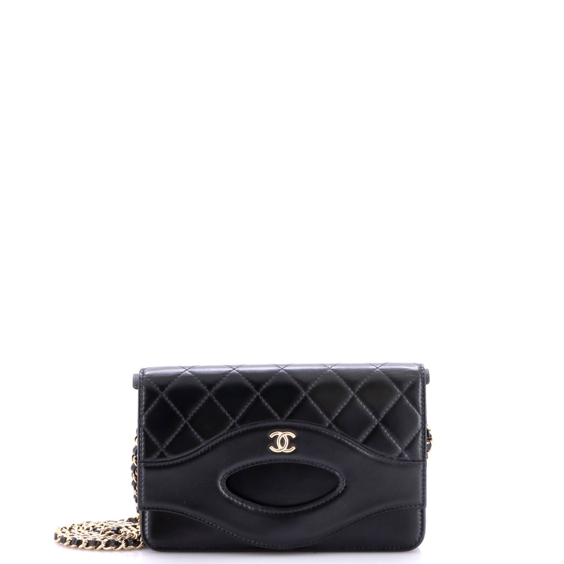 31 Wallet on Chain Quilted Shiny Lambskin