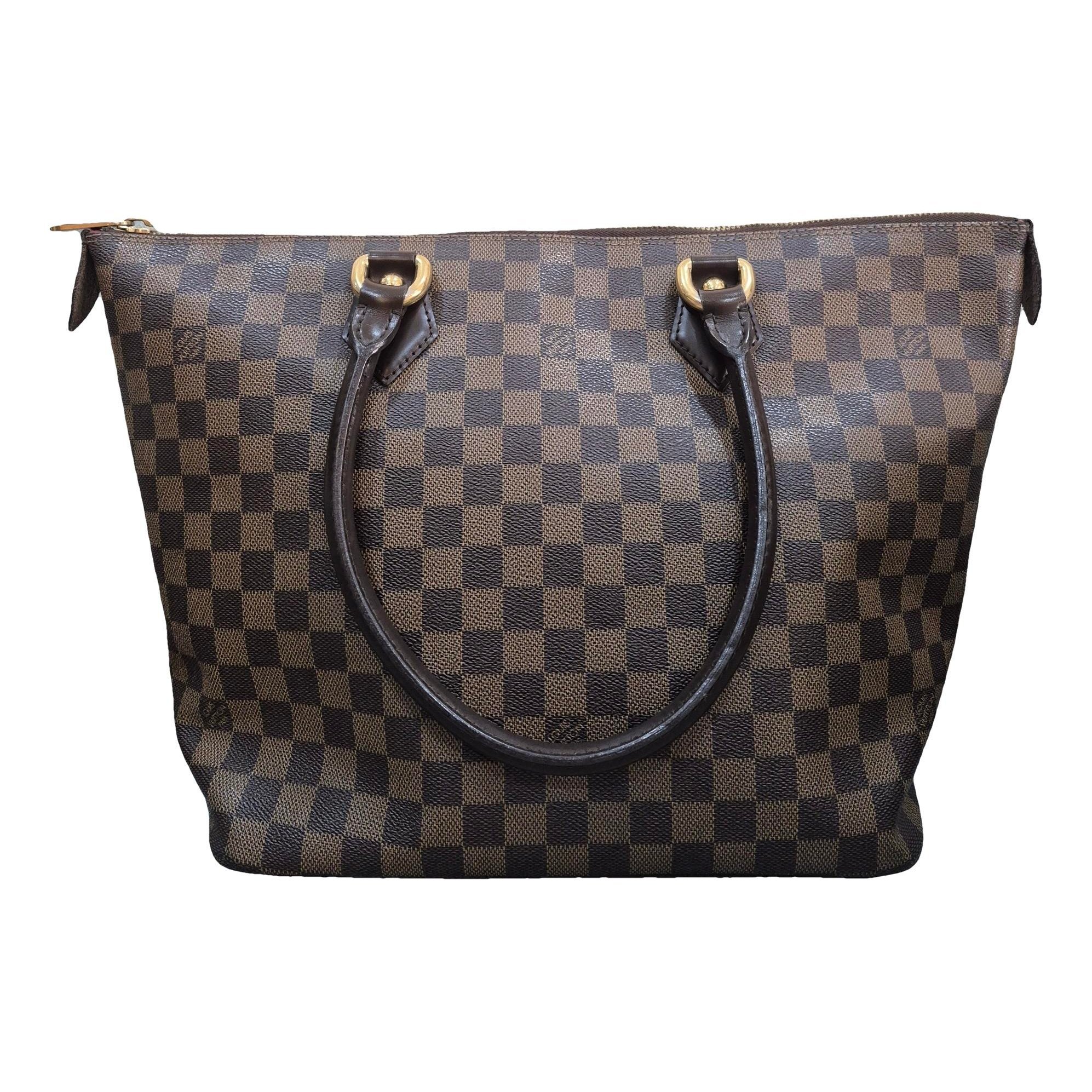 Saleya leather handbag