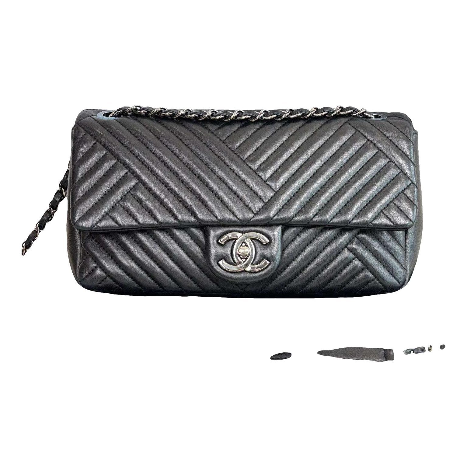 Timeless/Classique leather handbag