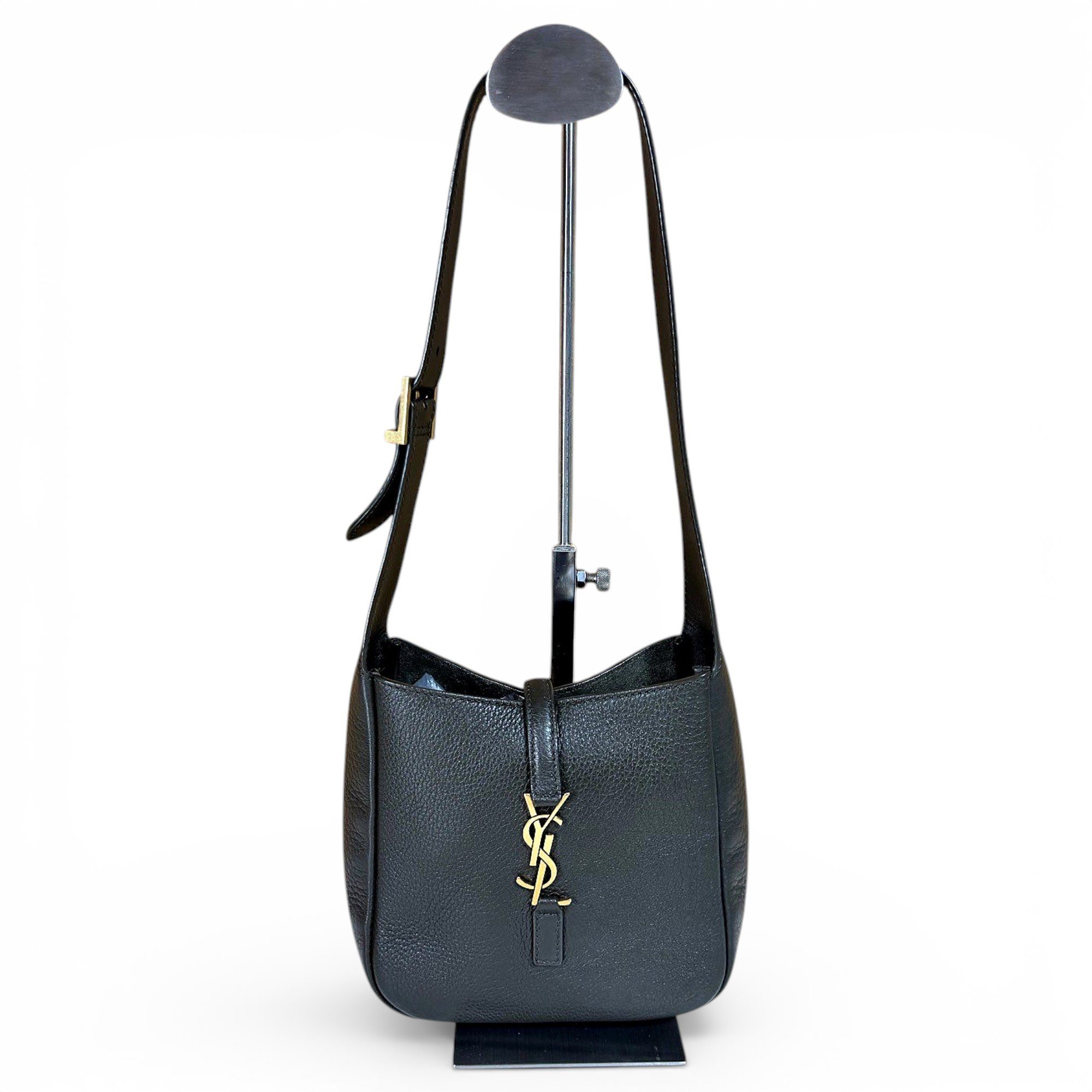 Le 5 à 7 leather handbag