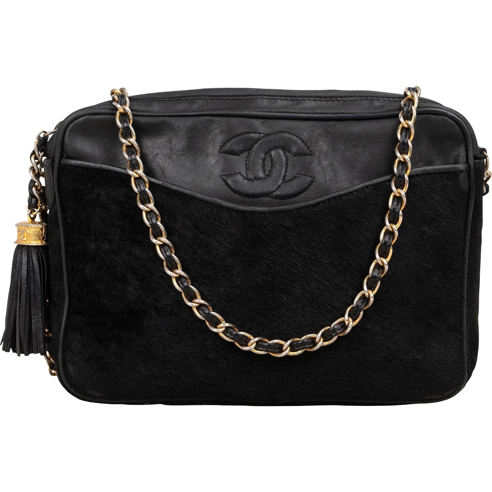 Timeless/Classique leather crossbody bag