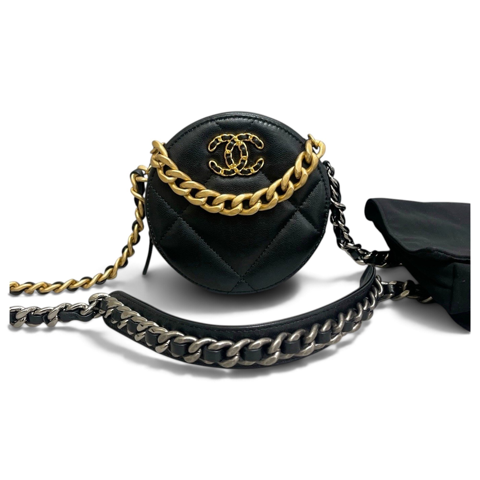 Chanel 19 leather handbag