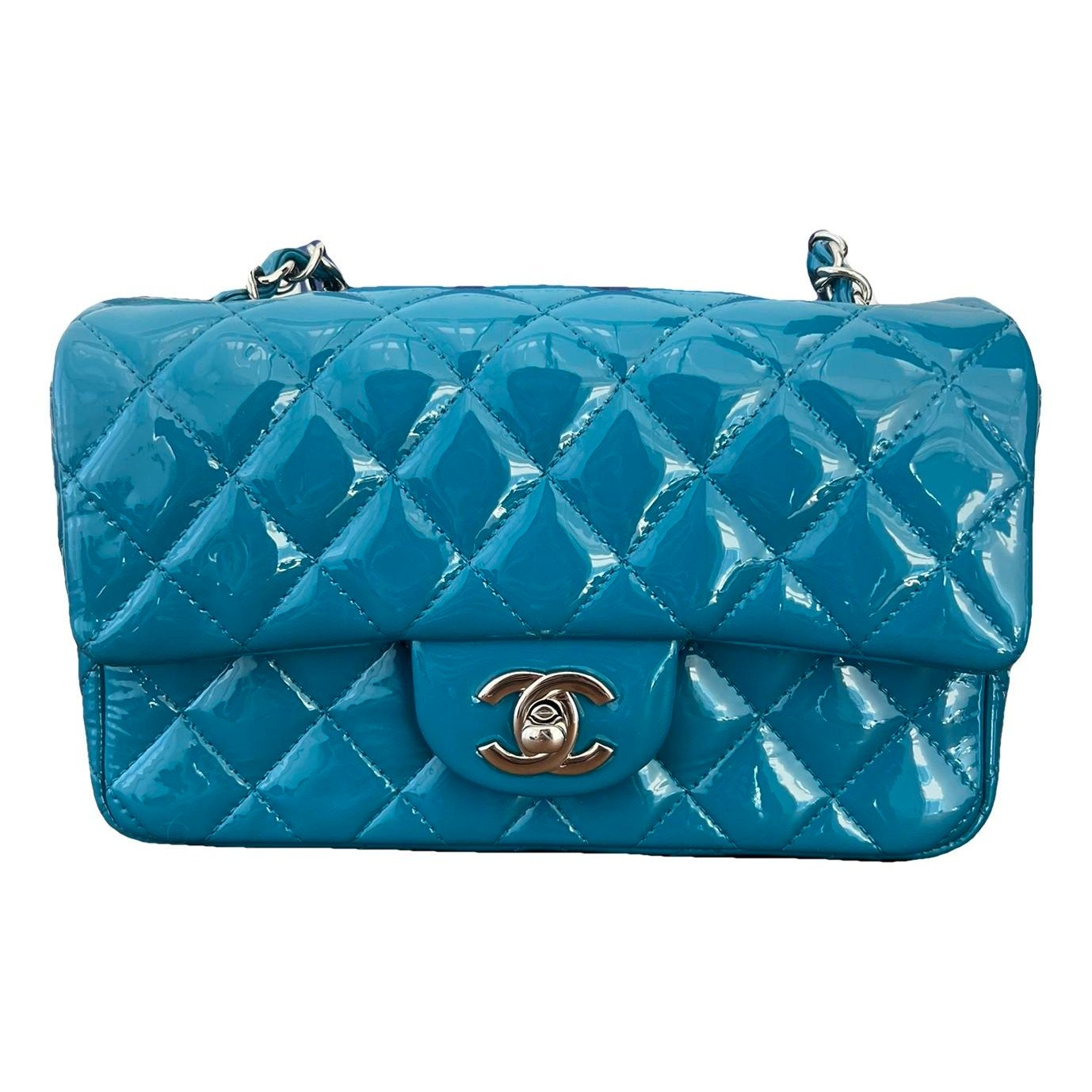 Timeless/Classique patent leather crossbody bag