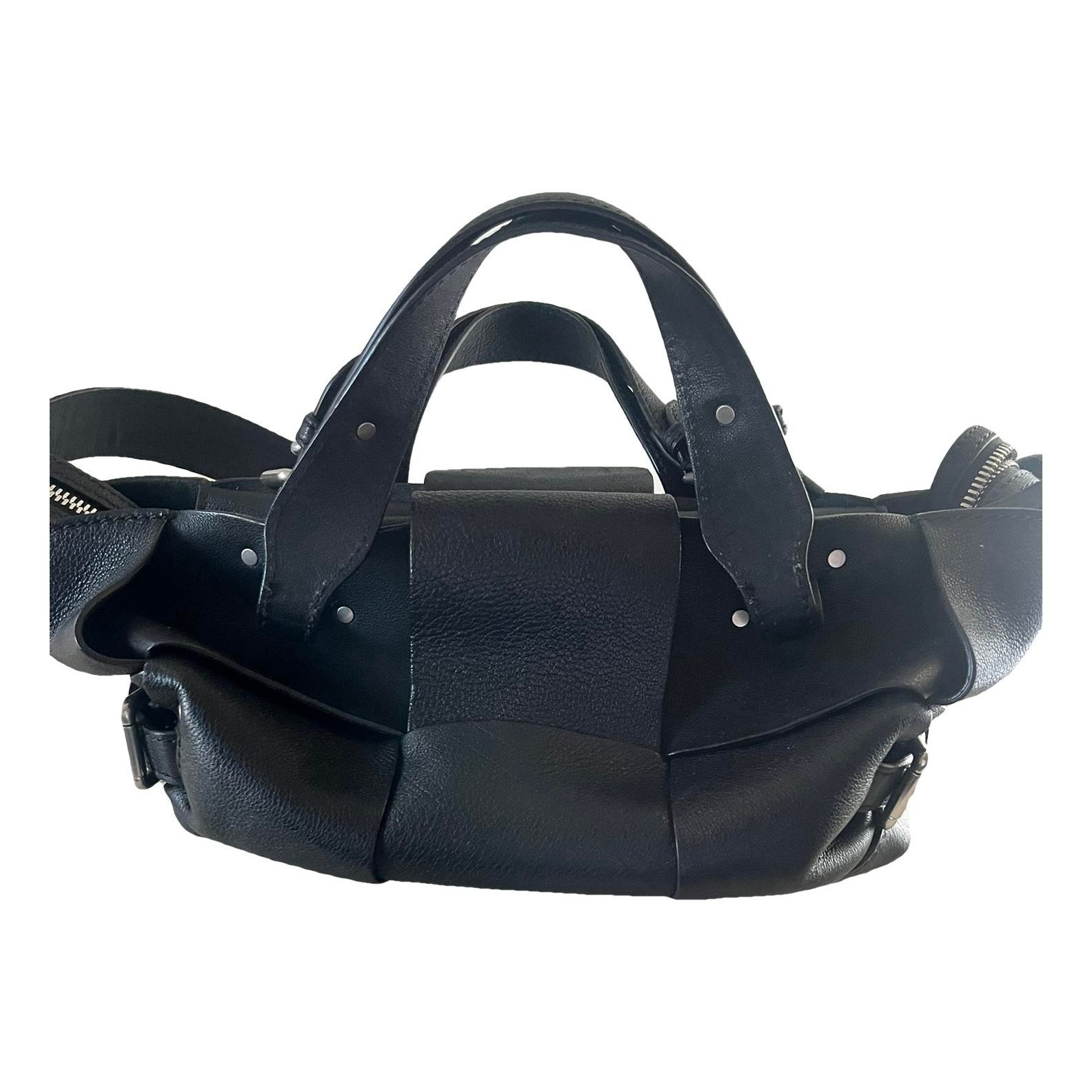 Arco leather handbag