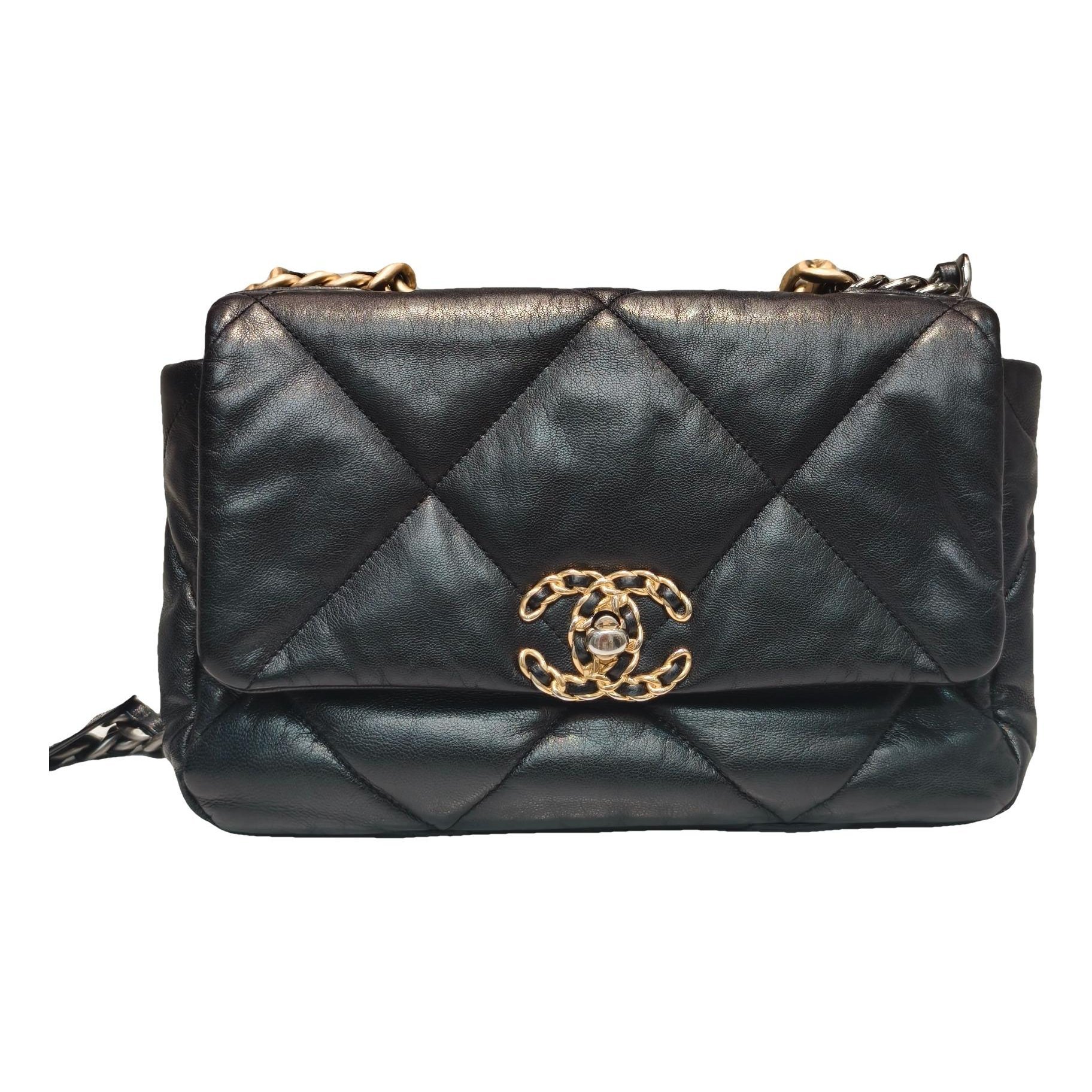 Chanel 19 leather handbag