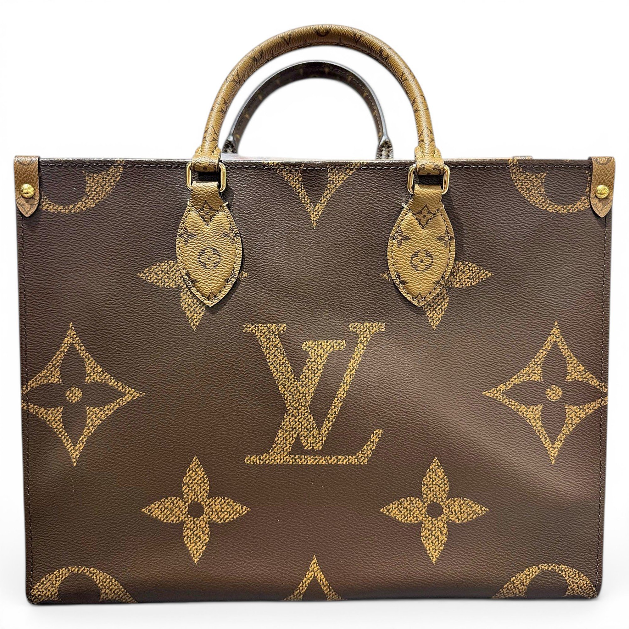 Onthego leather handbag