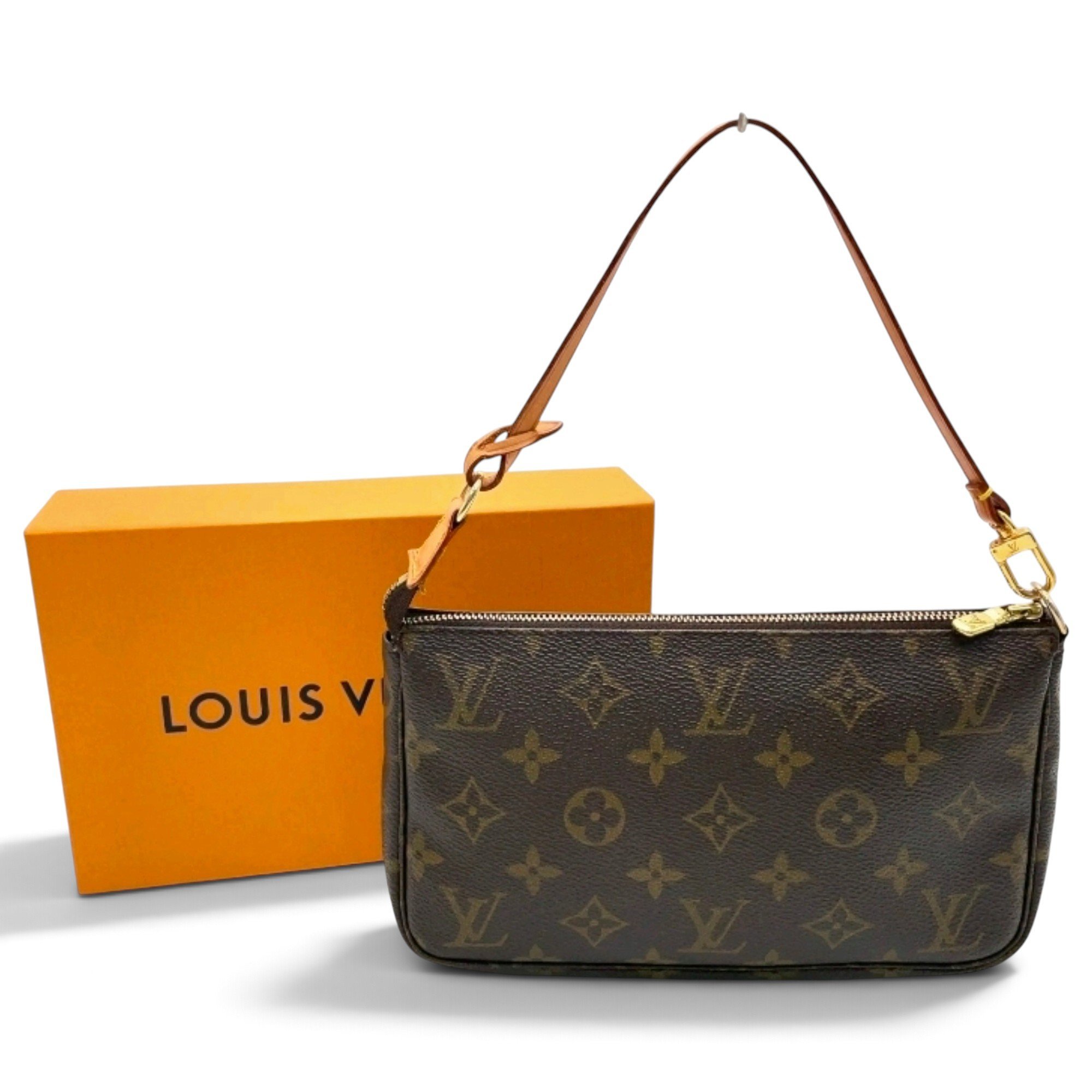 Pochette Accessoire leather handbag