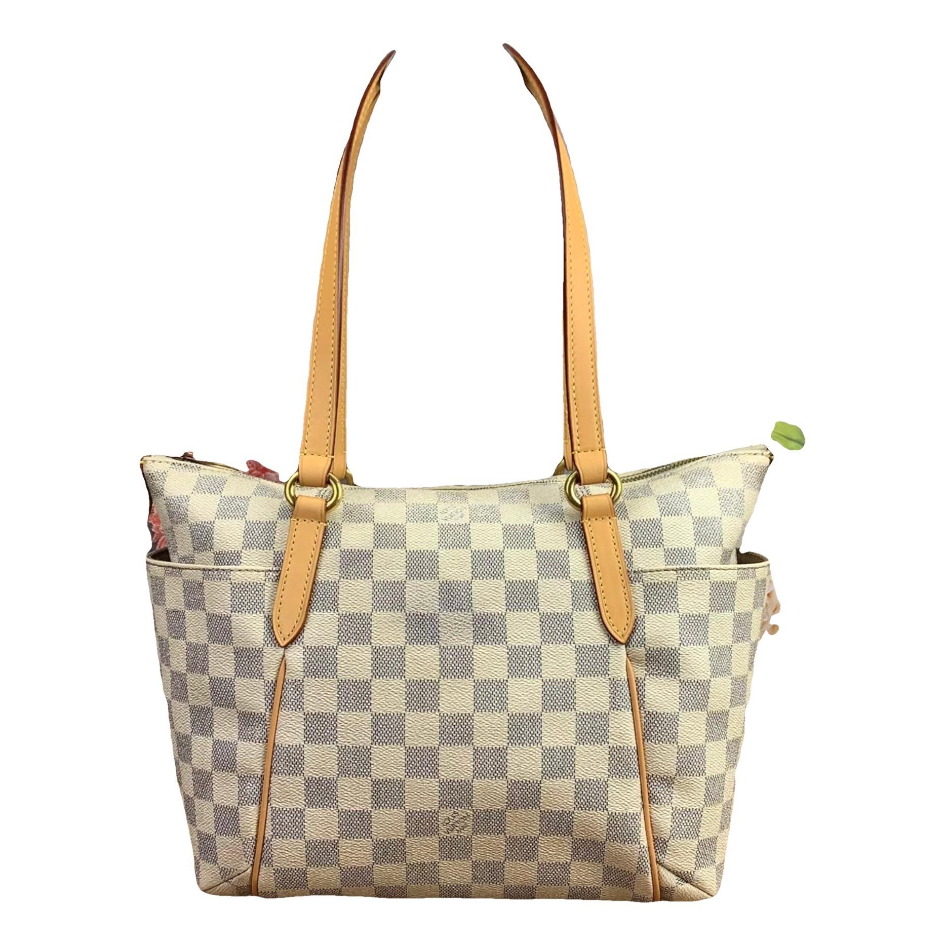 Totally leather handbag