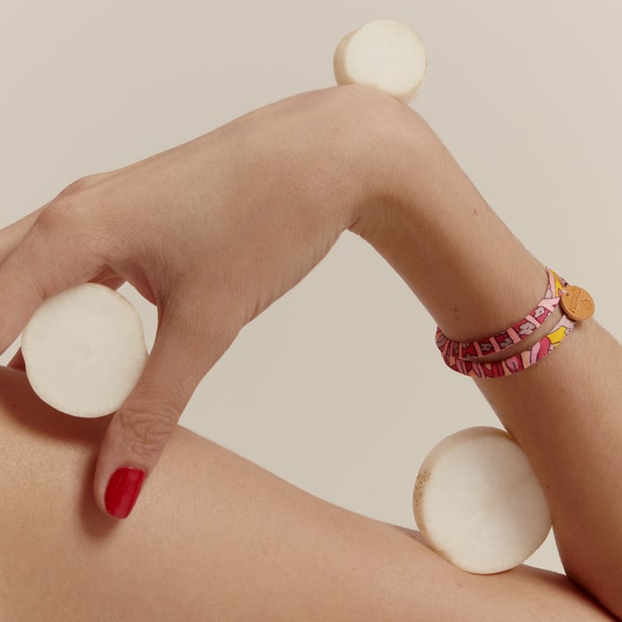Random Single Tour Silk Bracelet