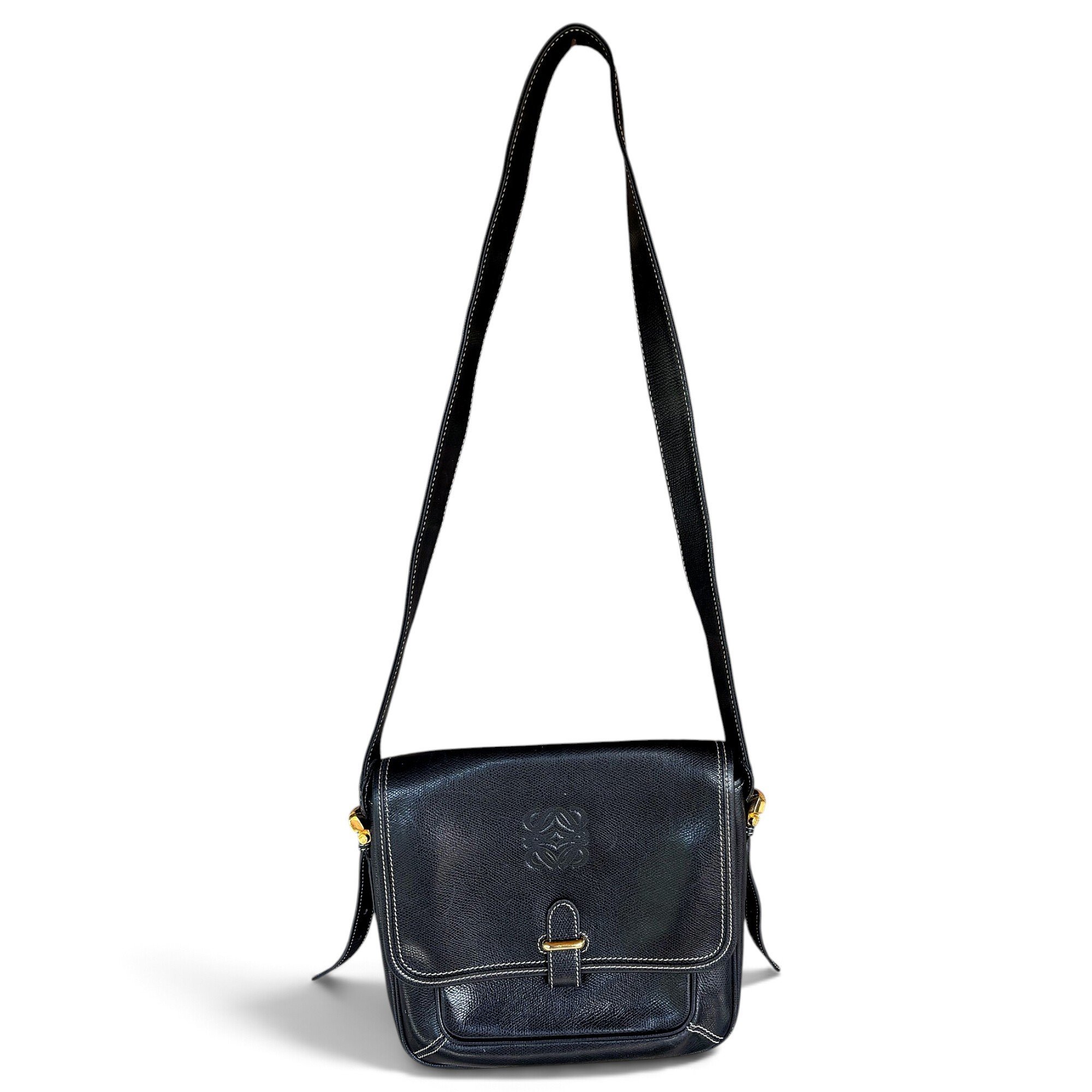 Anagram leather crossbody bag
