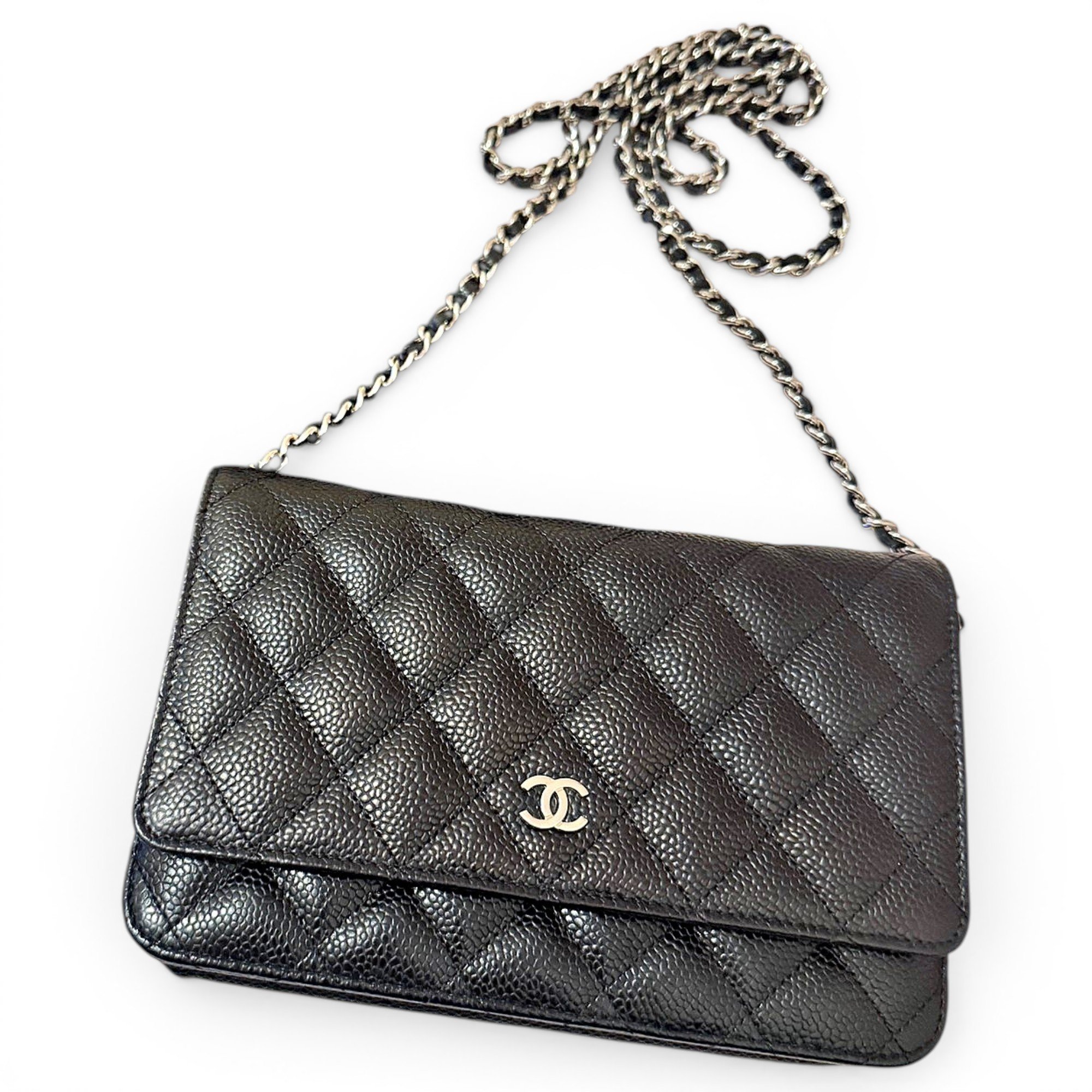Wallet On Chain Timeless/Classique leather crossbody bag