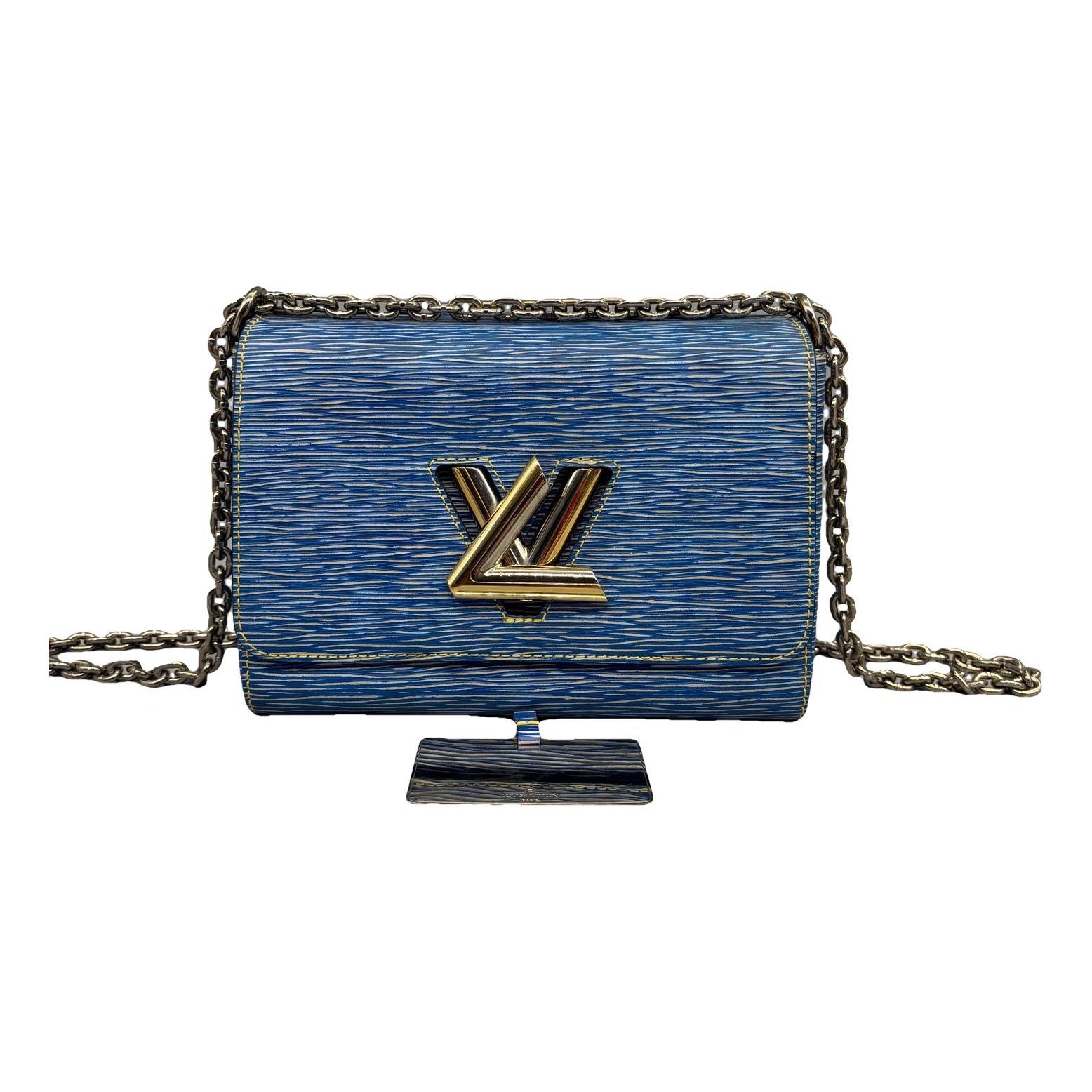Twist leather handbag