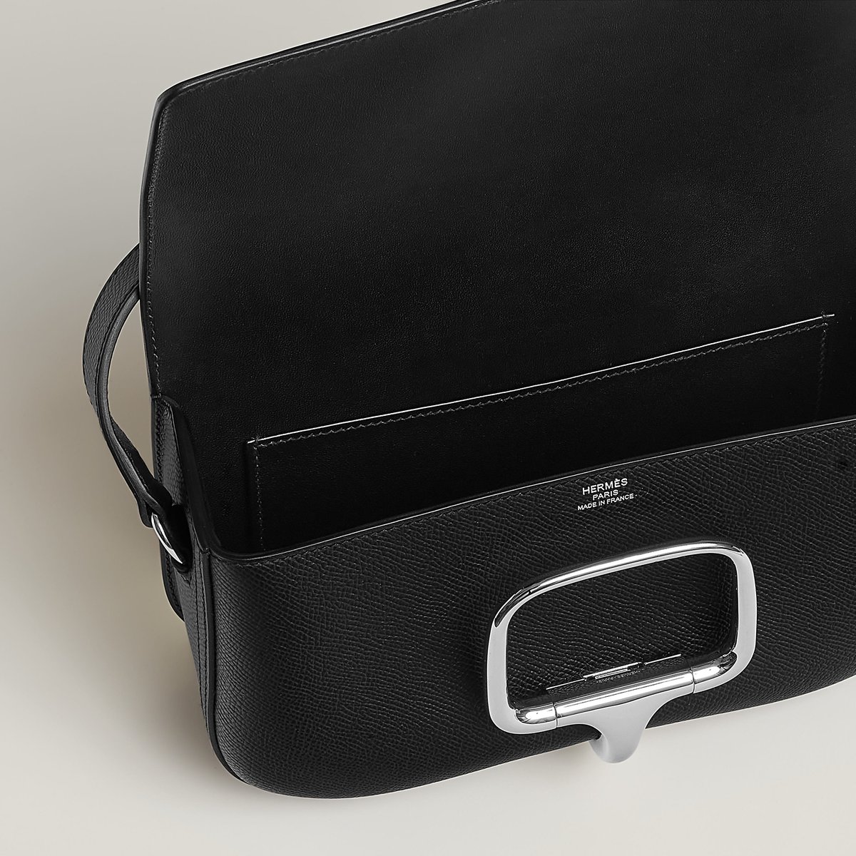 누아 Hermès Della Cavalleria Elan 백