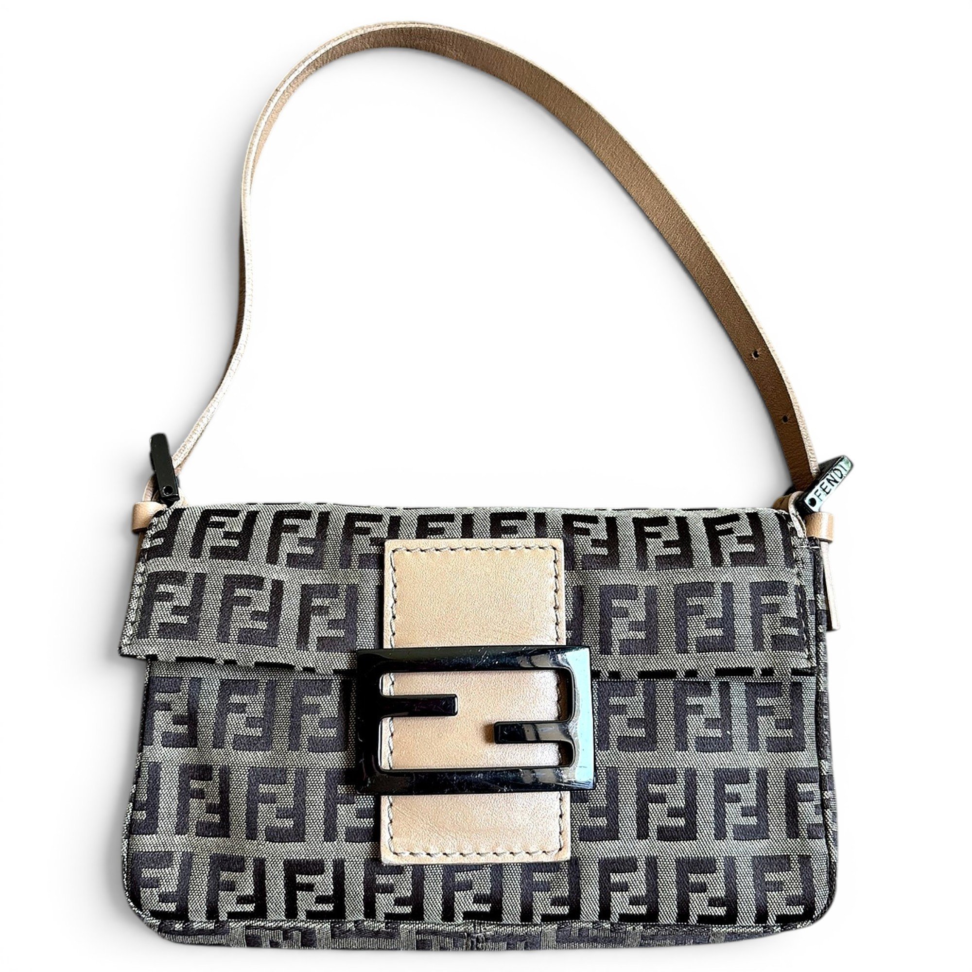 Baguette cloth handbag