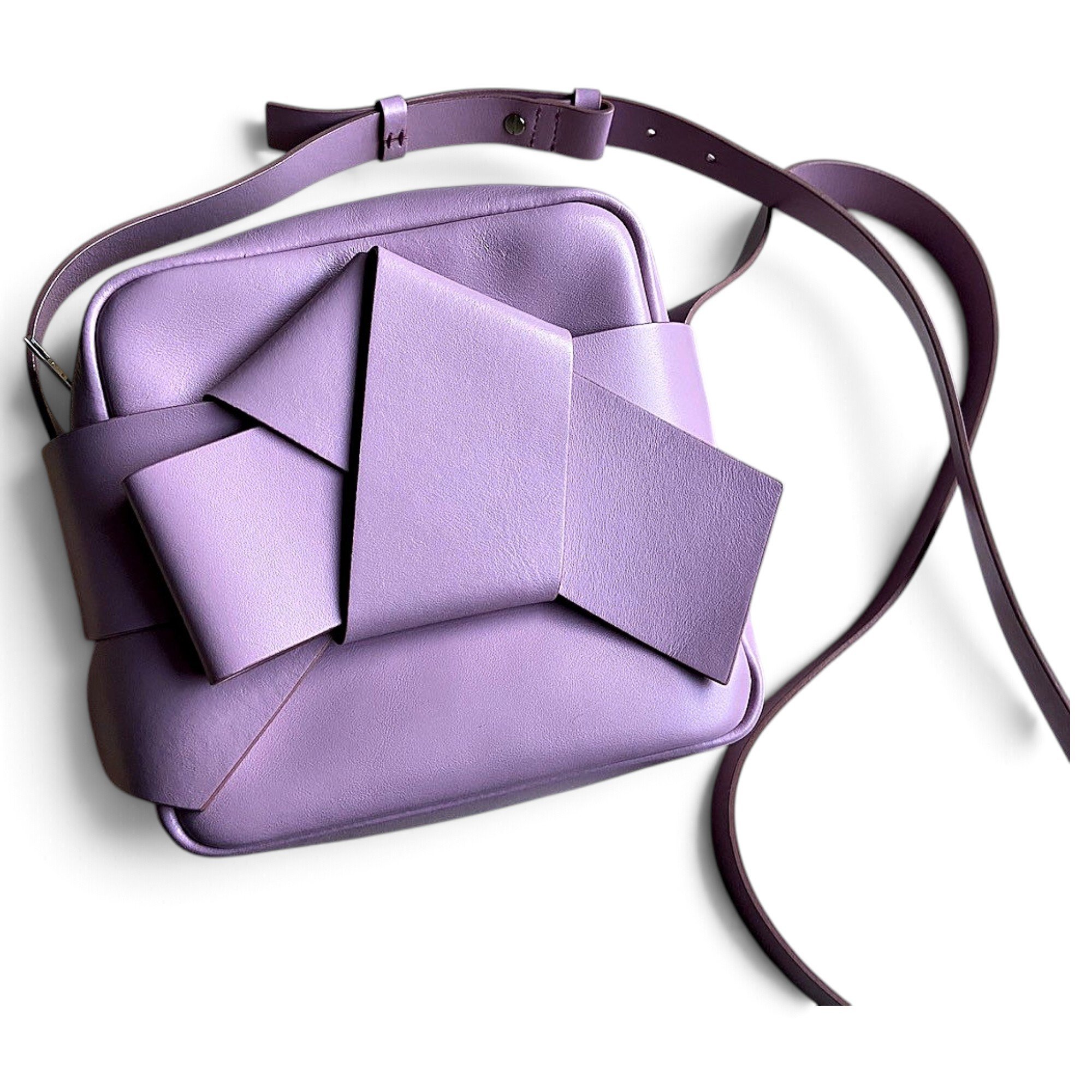Musubi leather crossbody bag