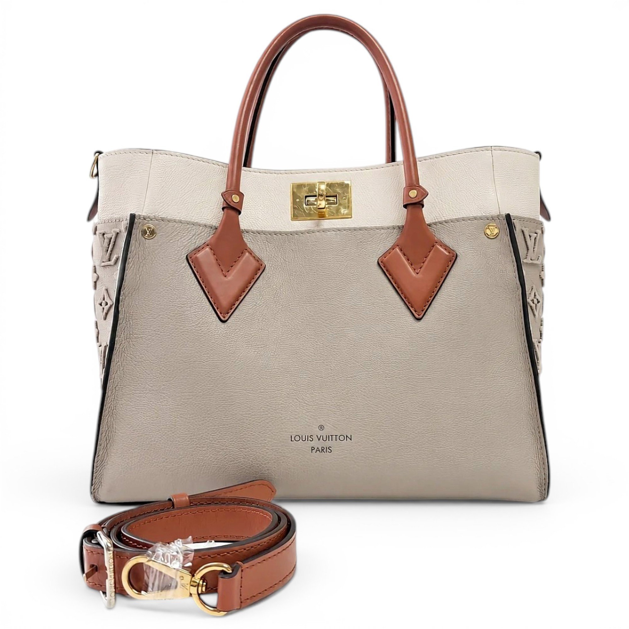 On My Side leather tote