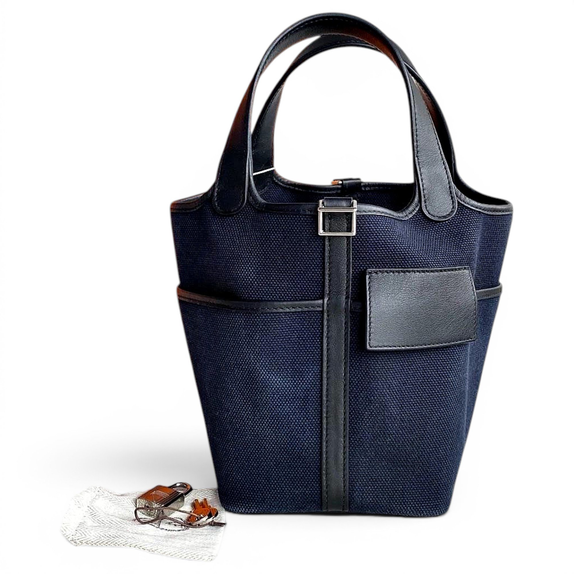 Cloth tote