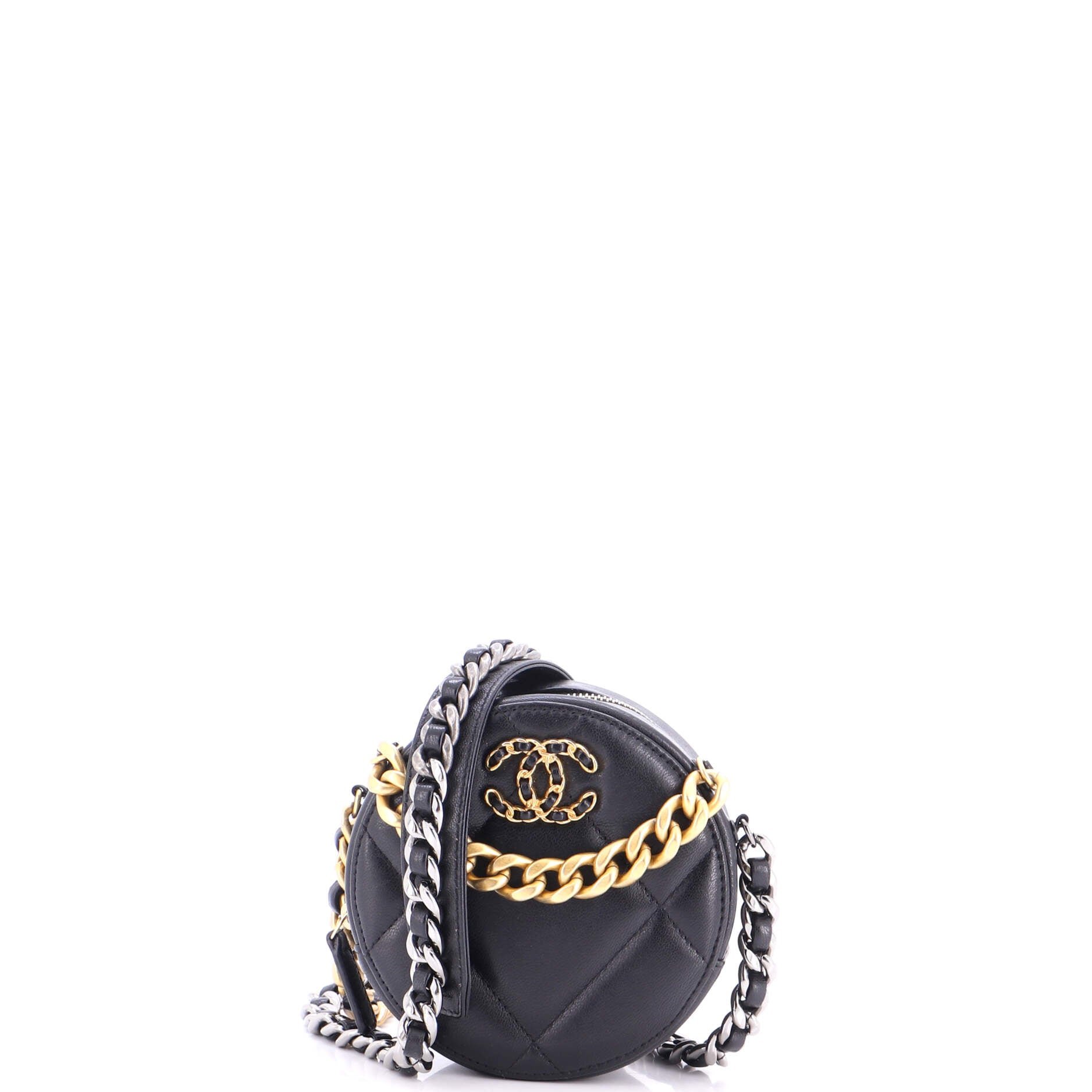 19 Round Clutch with Chain Quilted Leather