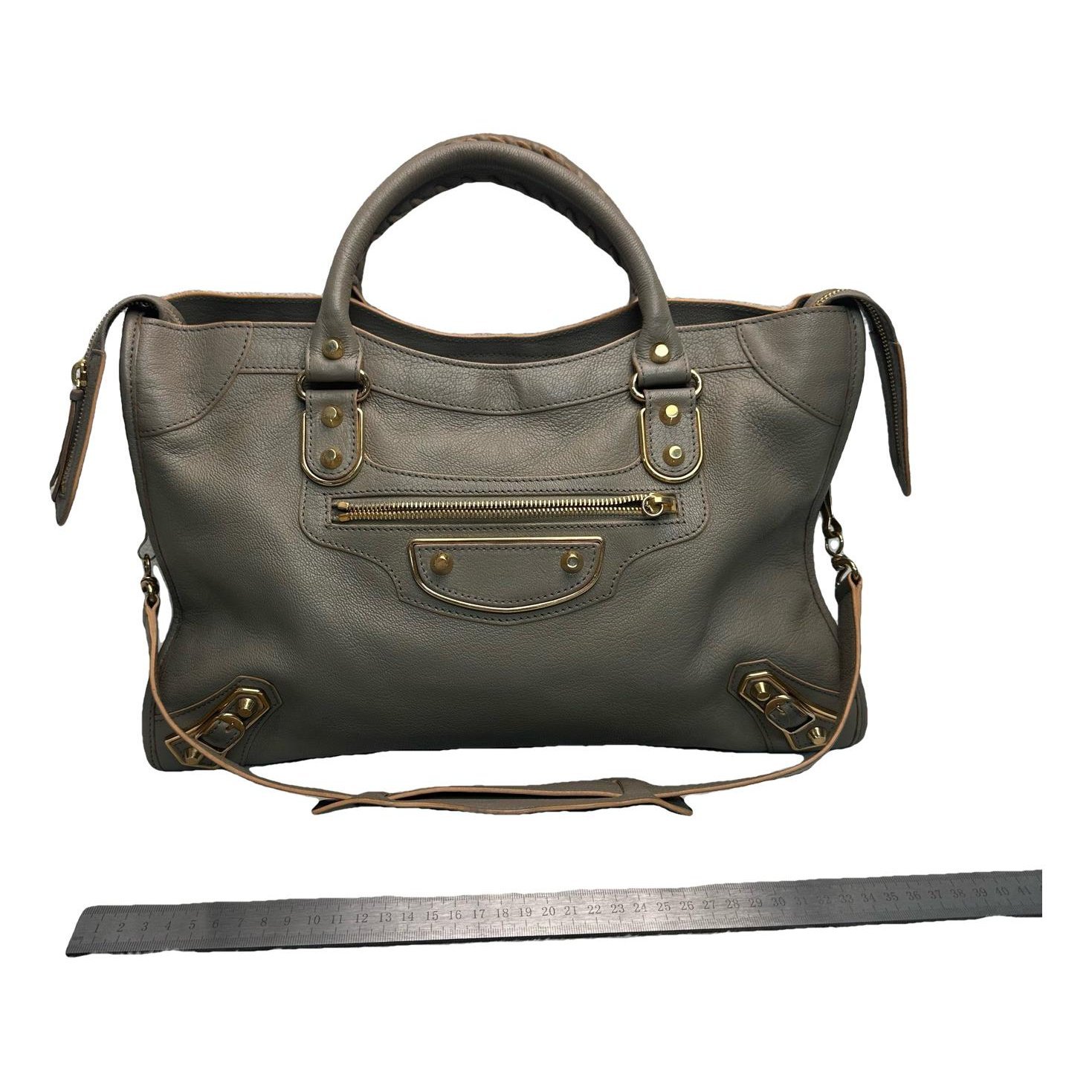 Leather handbag