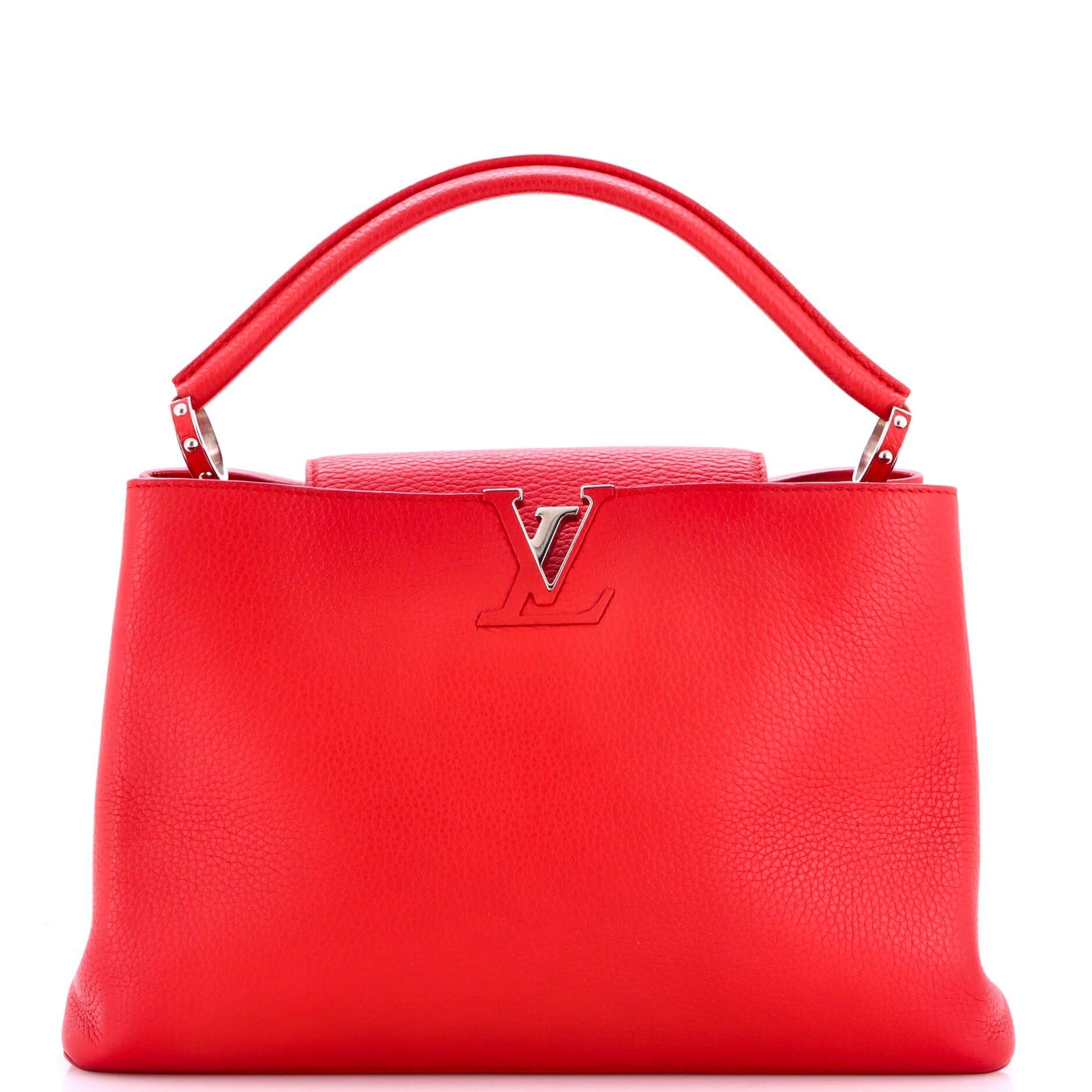 Capucines Bag Leather MM