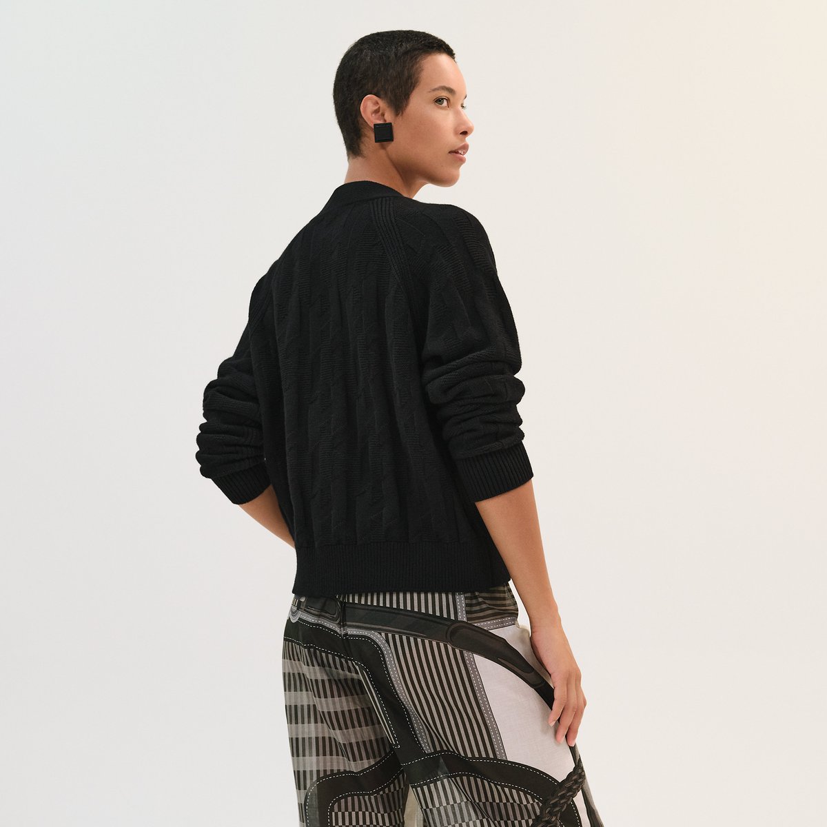 "H" long-sleeve cardigan
