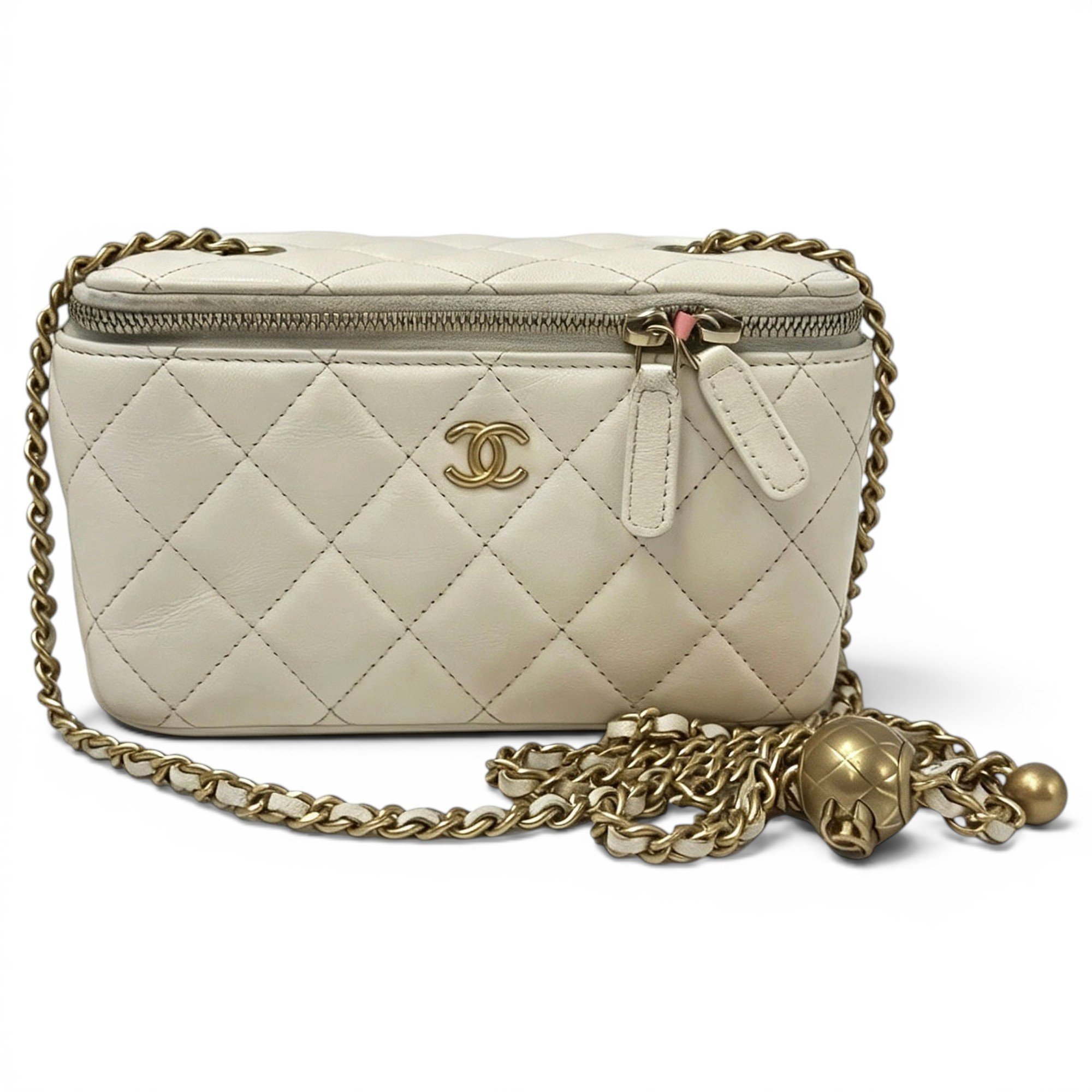 Trendy CC Vanity leather handbag