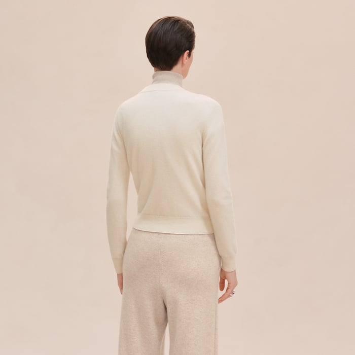 Blanc Naturel Cashmere "H Lift" Long-sleeve Sweater