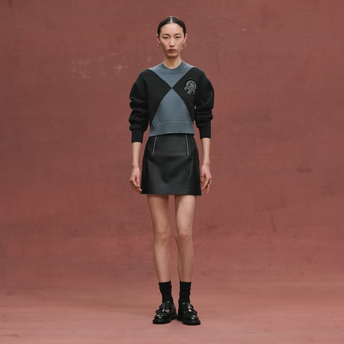 Noir Cashmere Long-sleeve Sweater