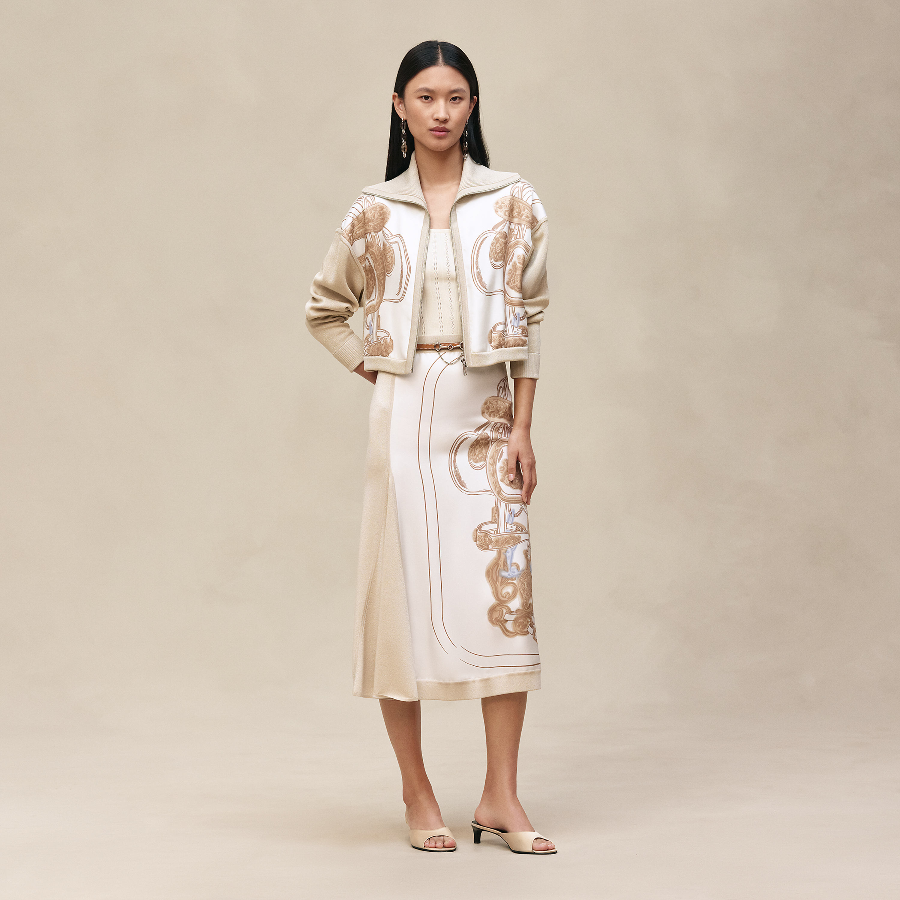 "Brides de Gala" short zipped jacket