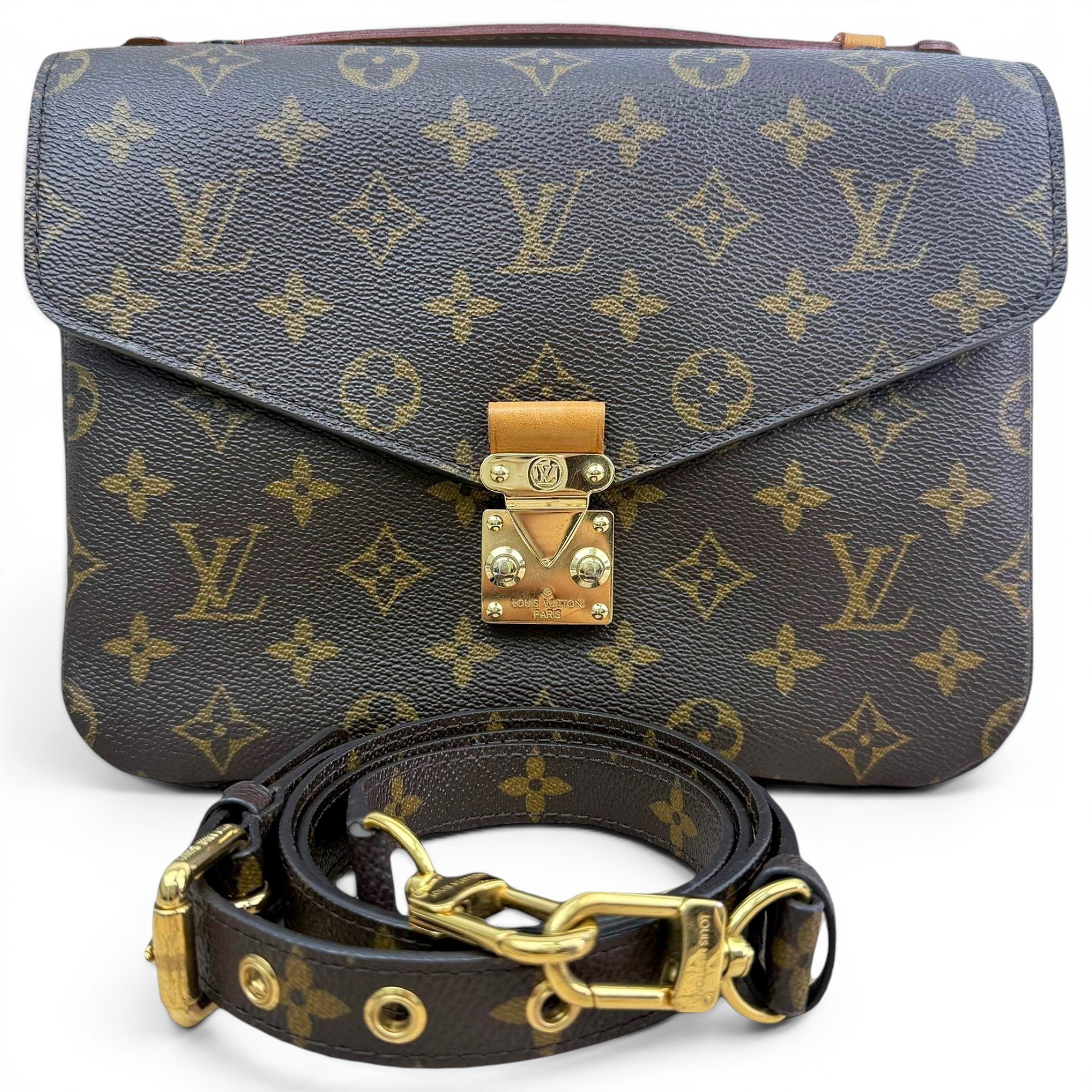 Metis leather handbag