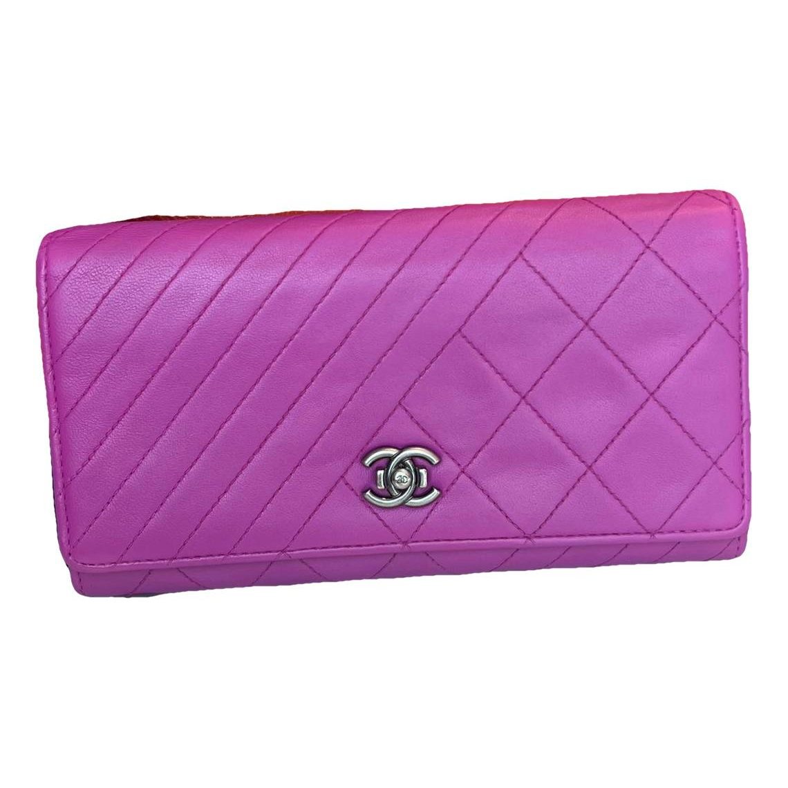 Leather clutch bag