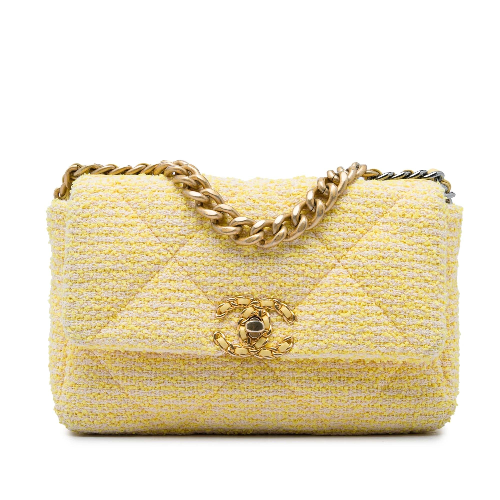 Chanel 19 tweed handbag