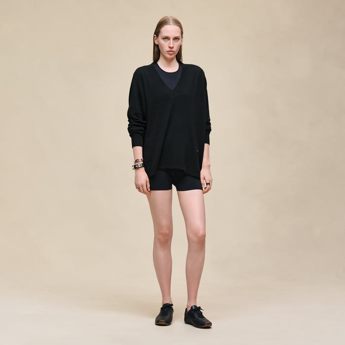 Noir Cashmere Long-sleeve Sweater